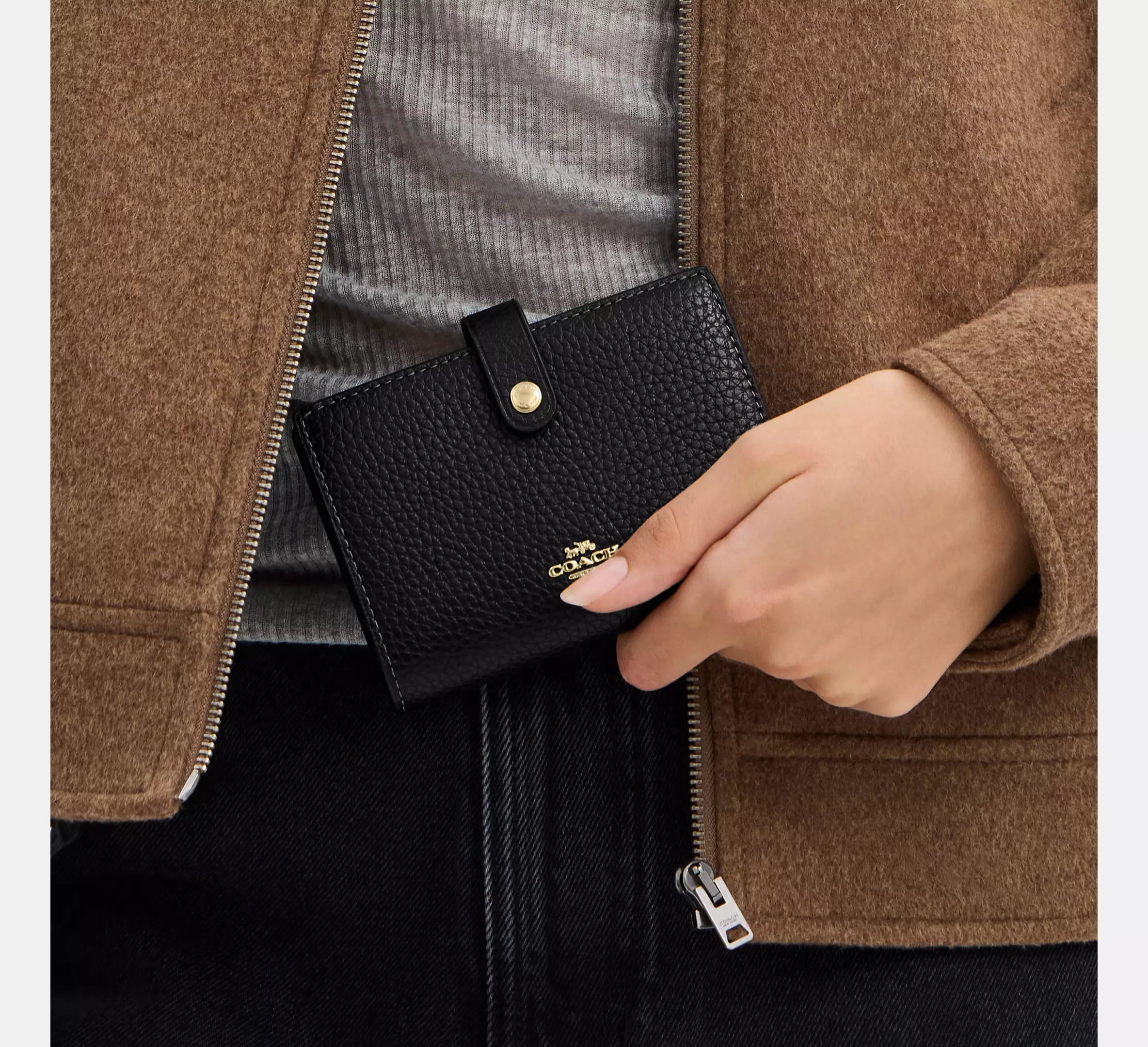 Gold/Black