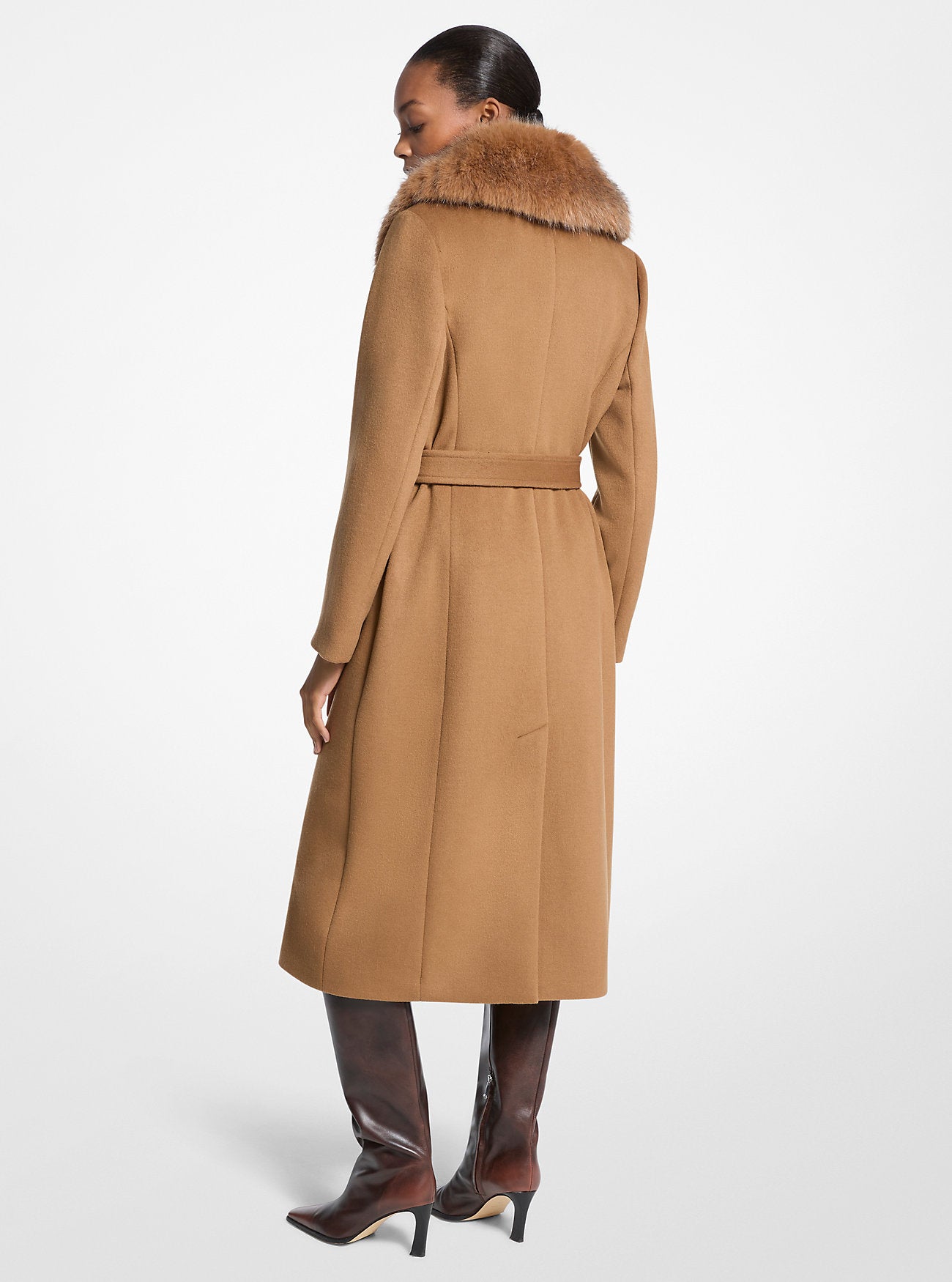 DARK CAMEL