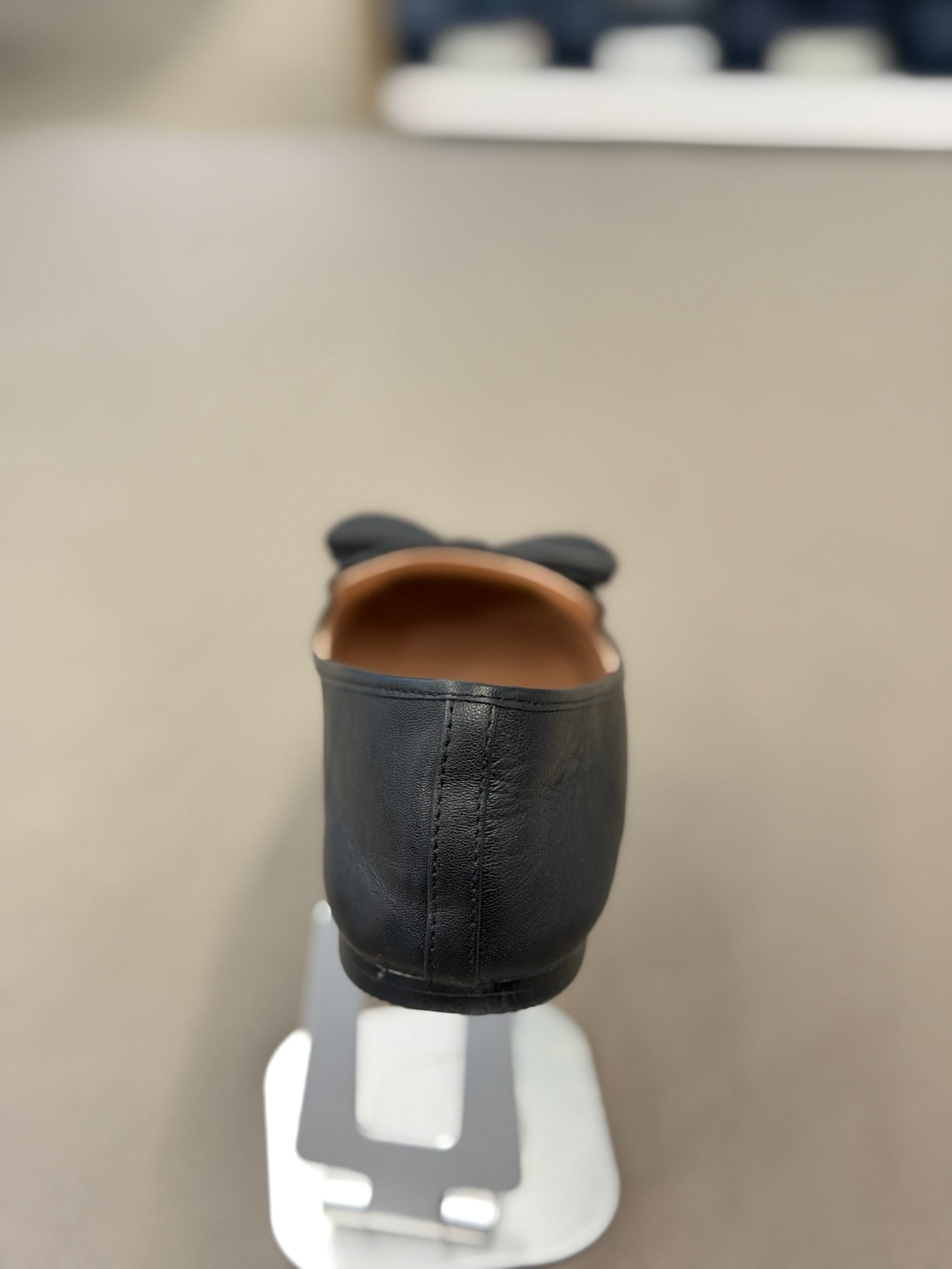 Women's Payson Colorblock Leather Bow Square Toe Loafers Black