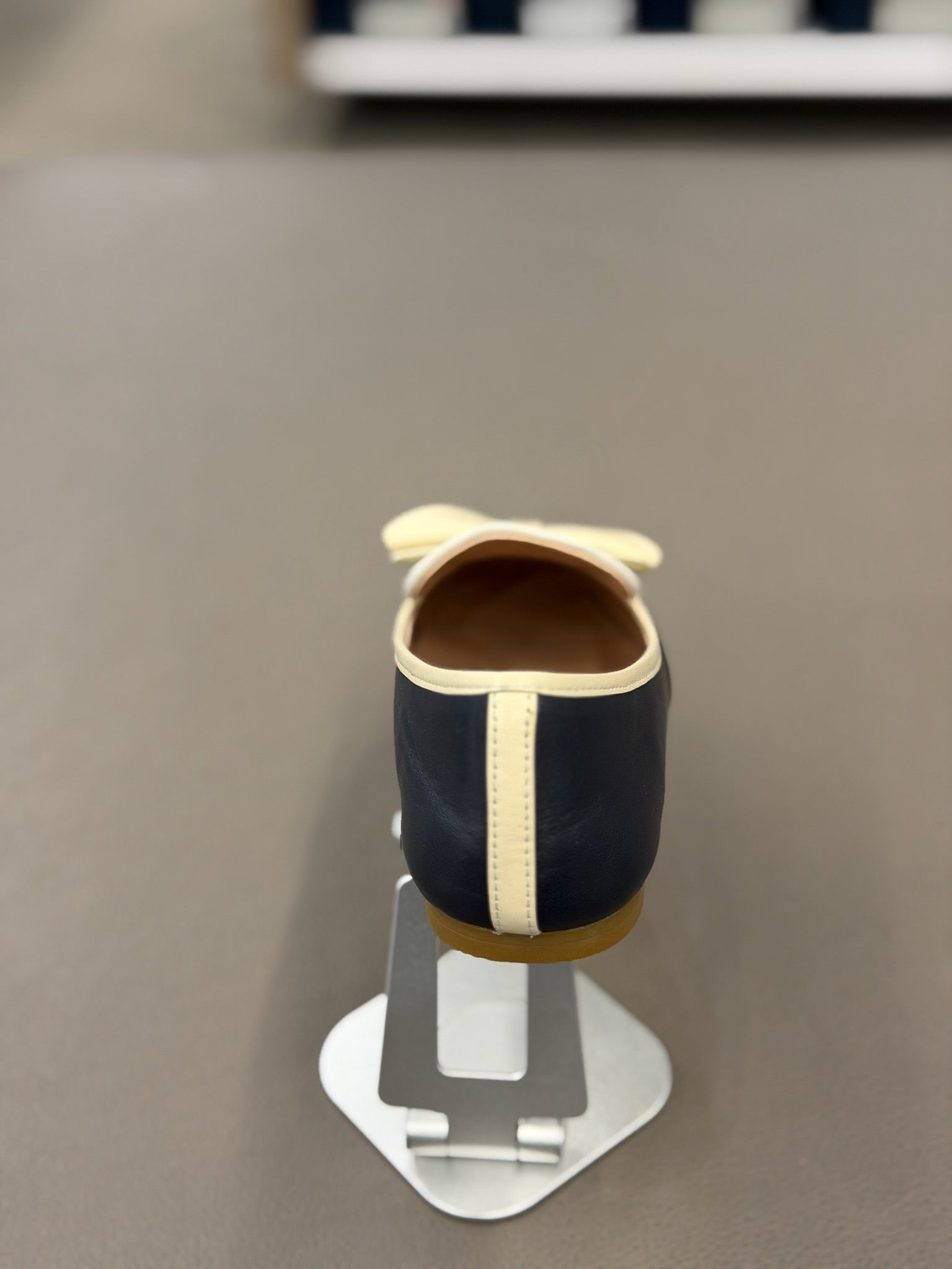 Women's Payson Colorblock Leather Bow Square Toe Loafers