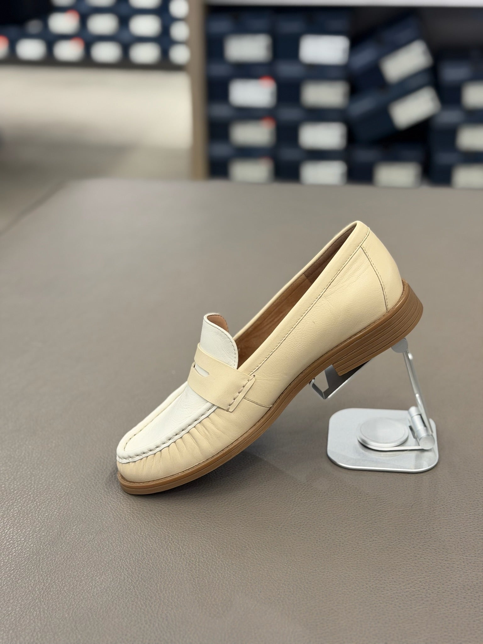 Women's Stassi Soft Leather Penny Loafers beige & Off white