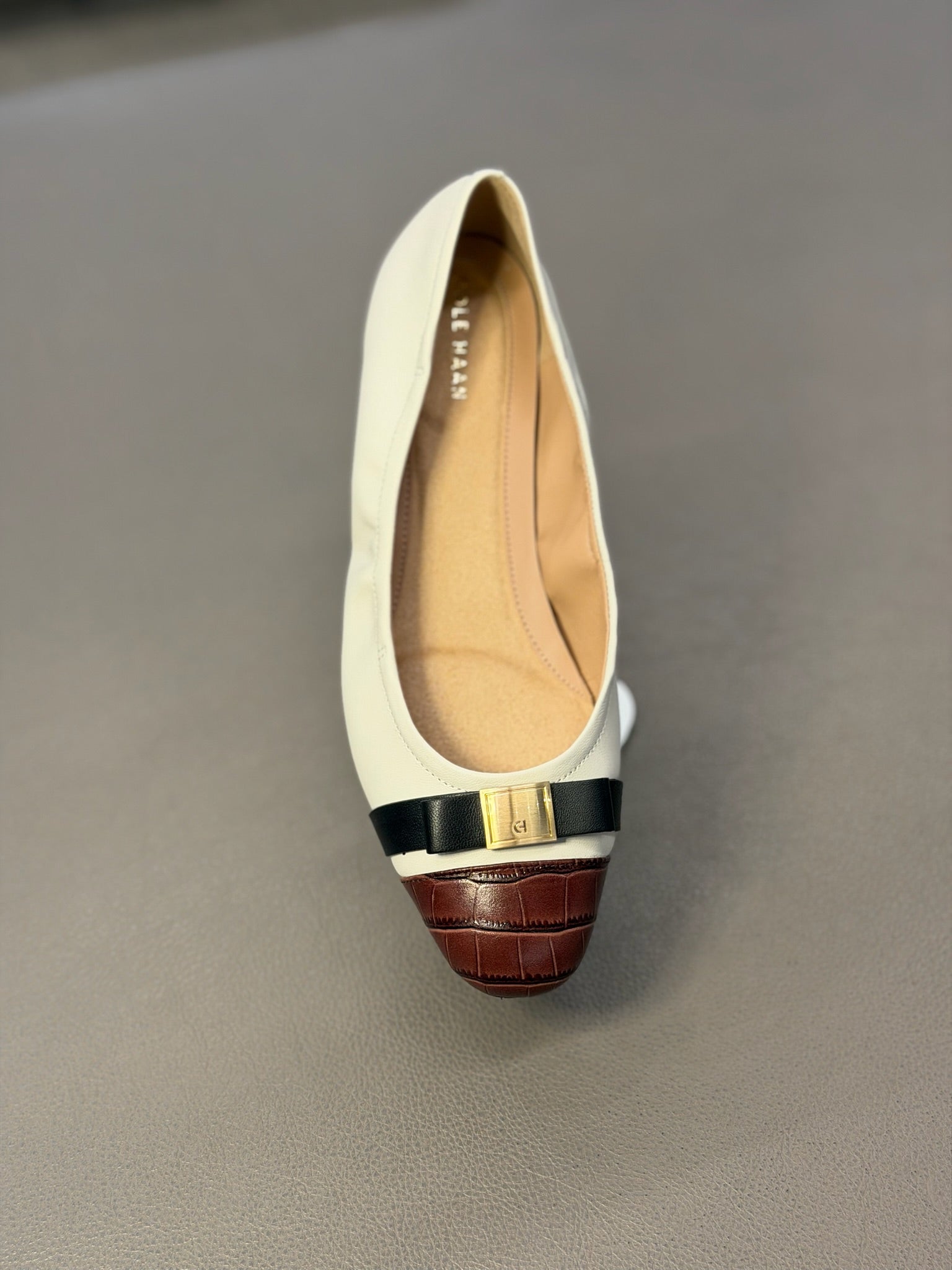 Women's Go-to Tova Bow