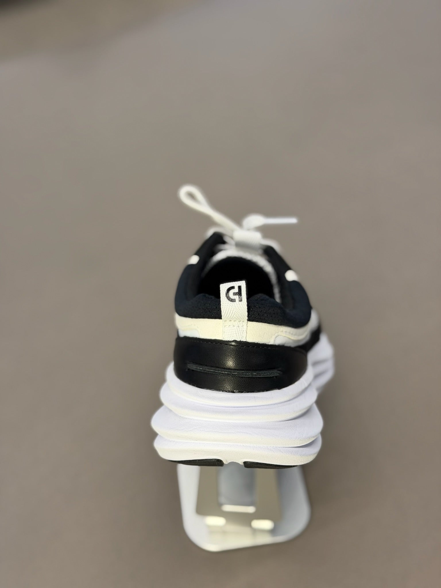 Women's Originalgrand Quadstreak Running Sneaker