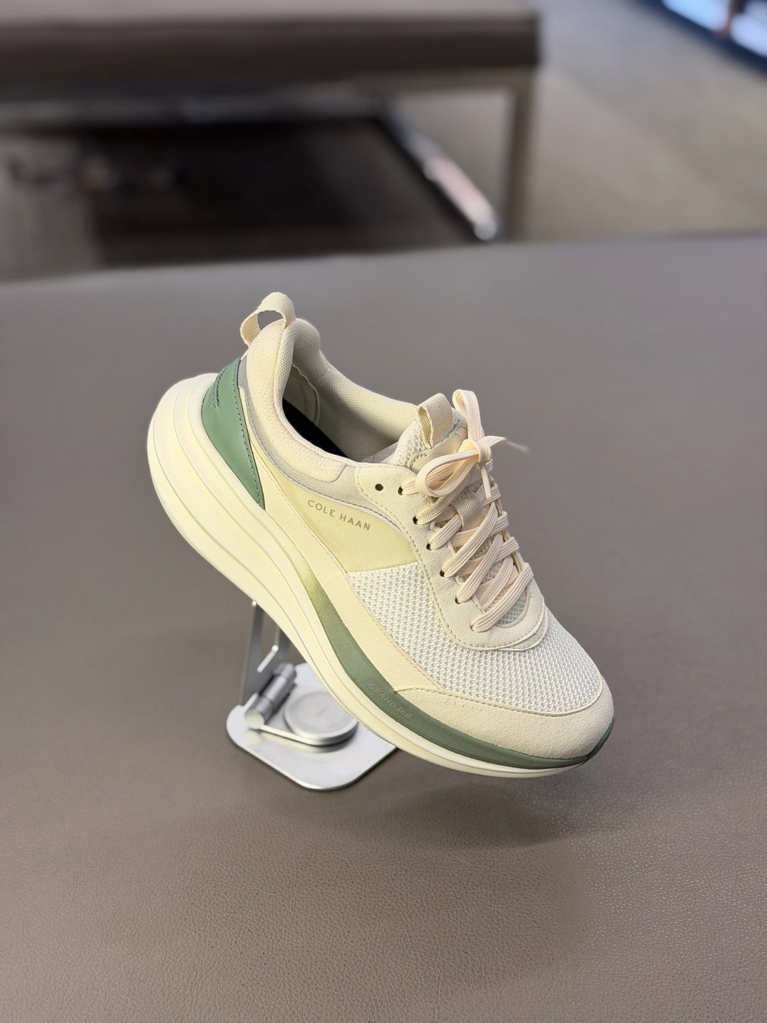 Women's Originalgrand Quadstreak Running Sneaker