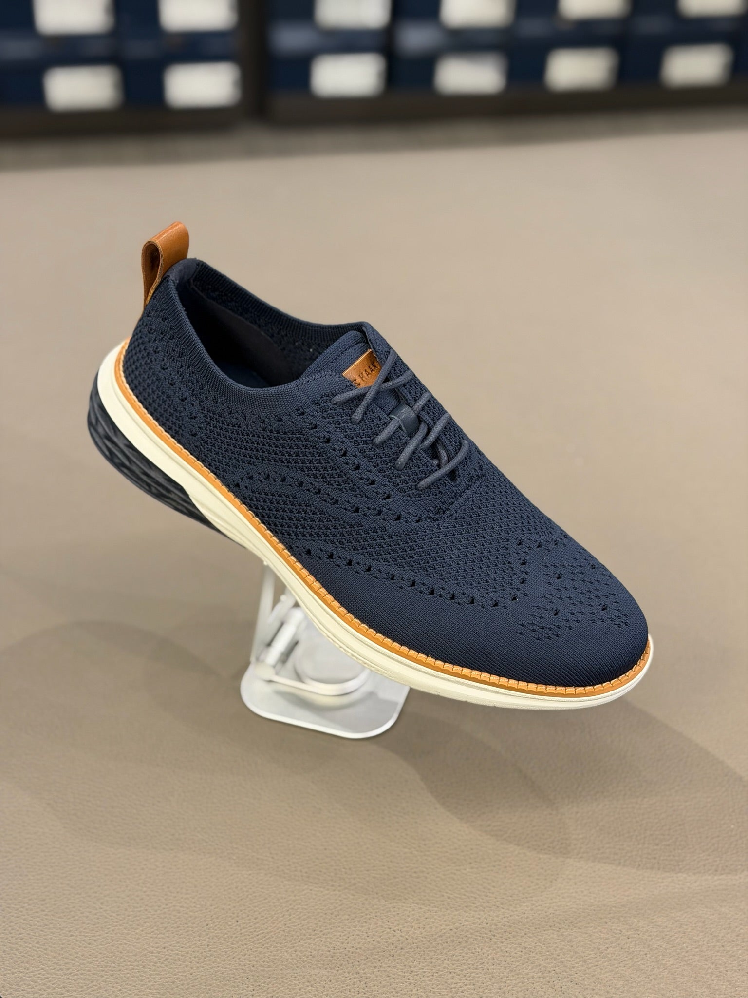 Men's Natural Grand Hurrion Stitchlite Wingtip Oxford Navy