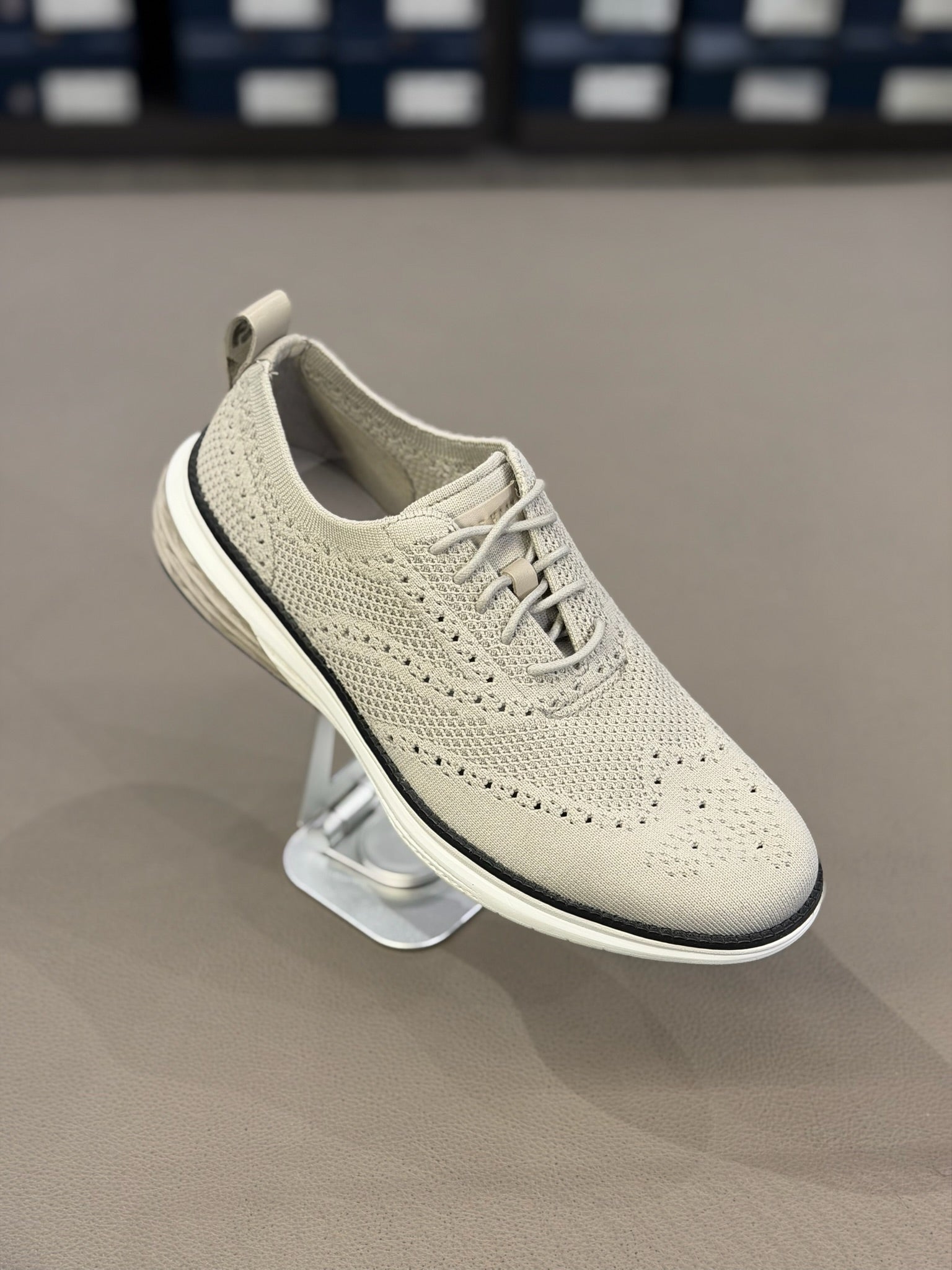 Men's Natural Grand Hurrion Stitchlite Wingtip Oxford Taupe