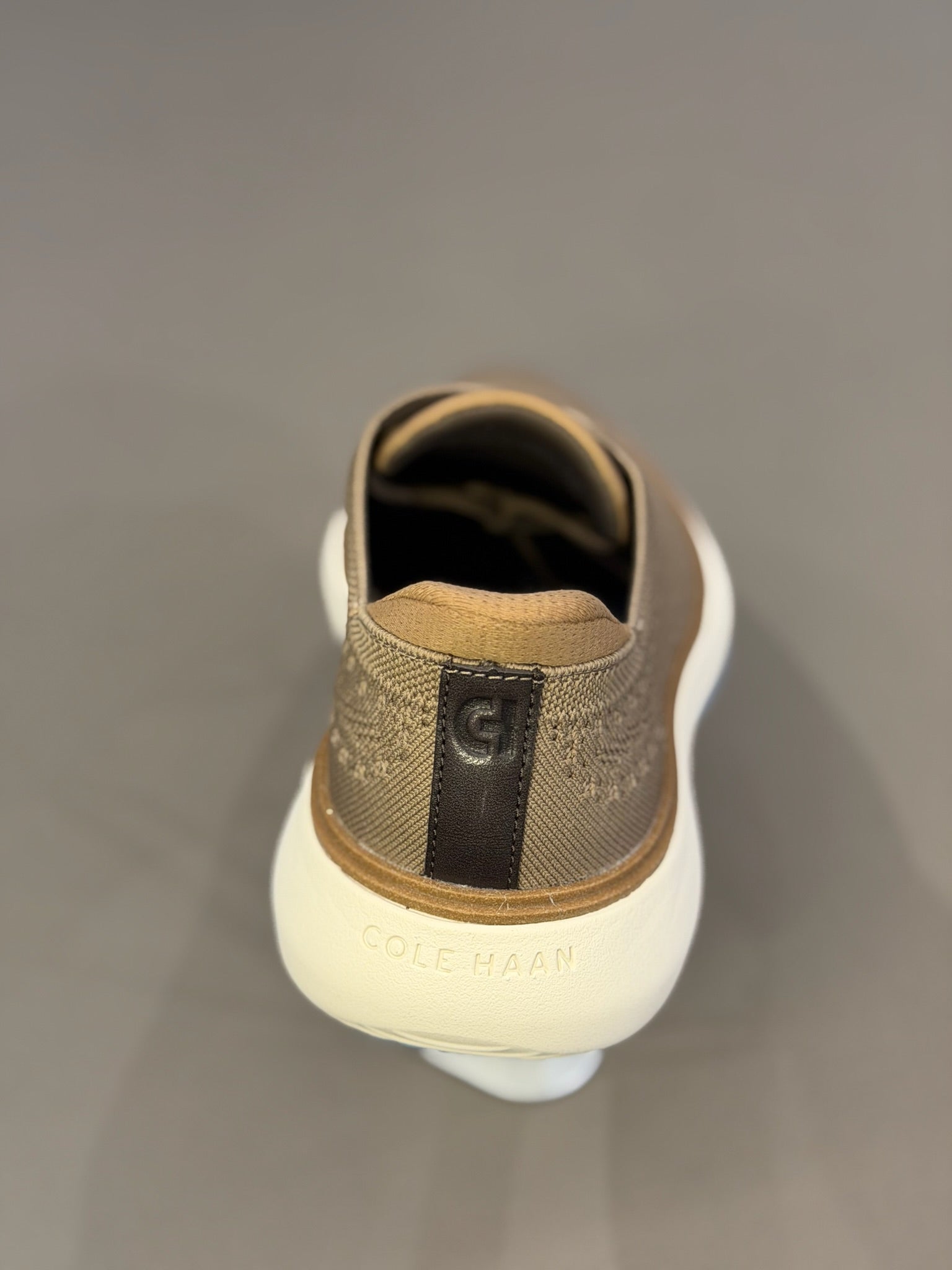 Men's Grand Phaze Stitchlite™ Quick-On Oxfords Dark Beige