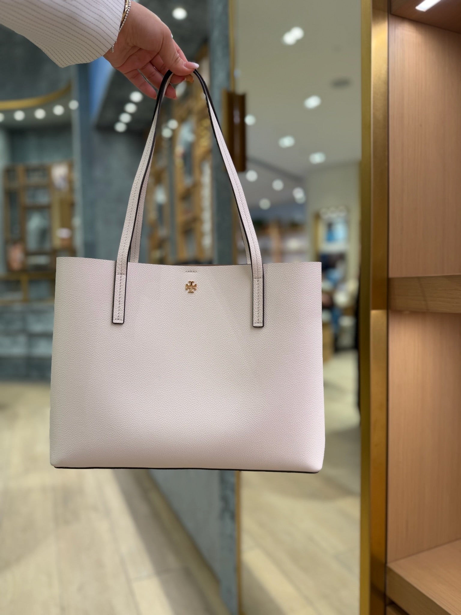 Blake Center Zip Tote