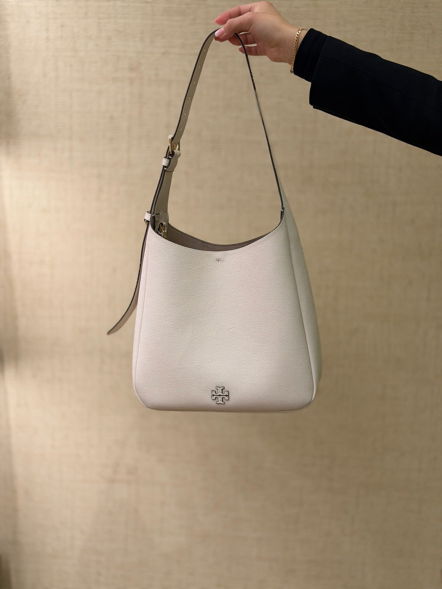 Thea Slouchy Shoulder