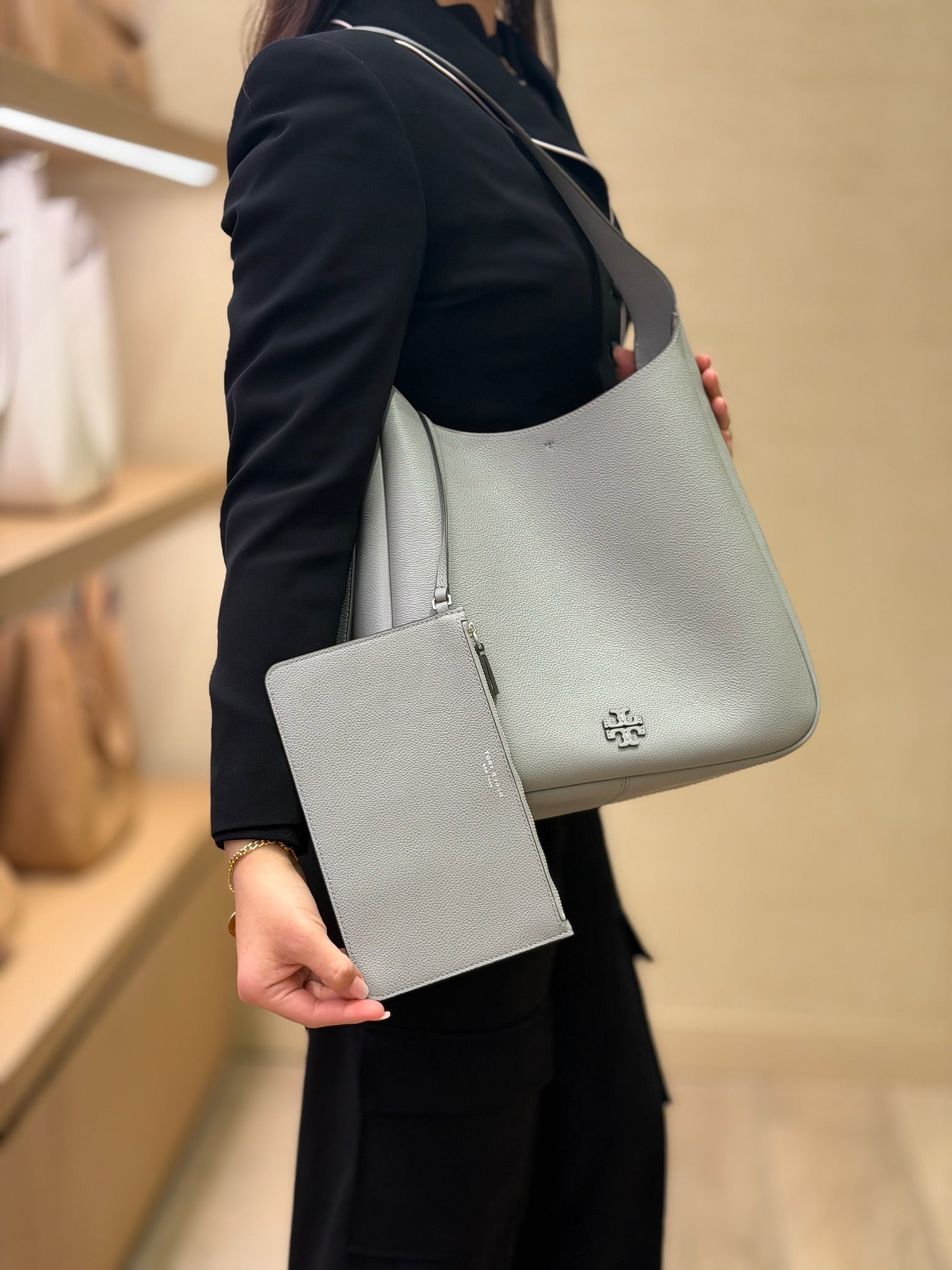 Thea Slouchy Shoulder