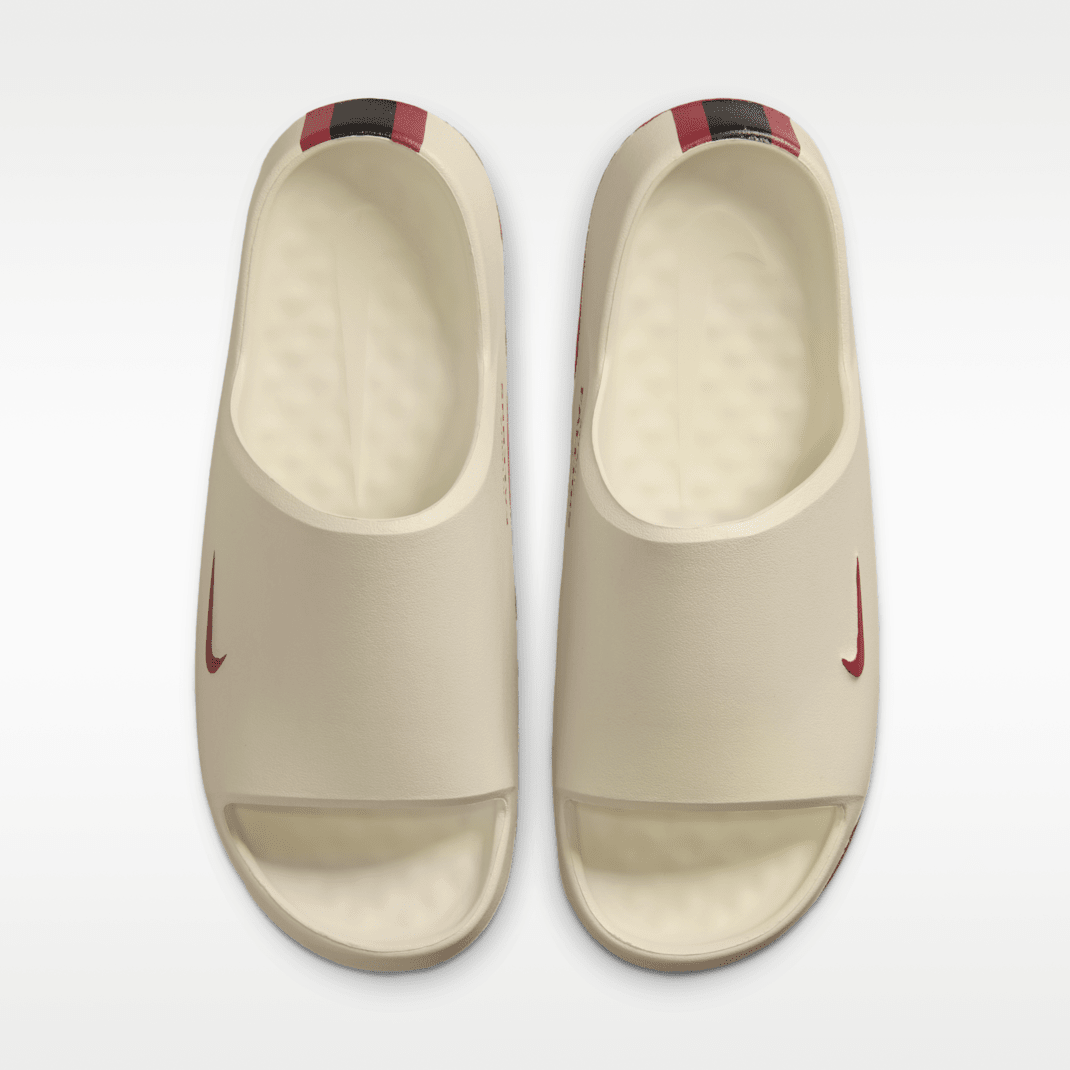 Sail/Black/Gym Red