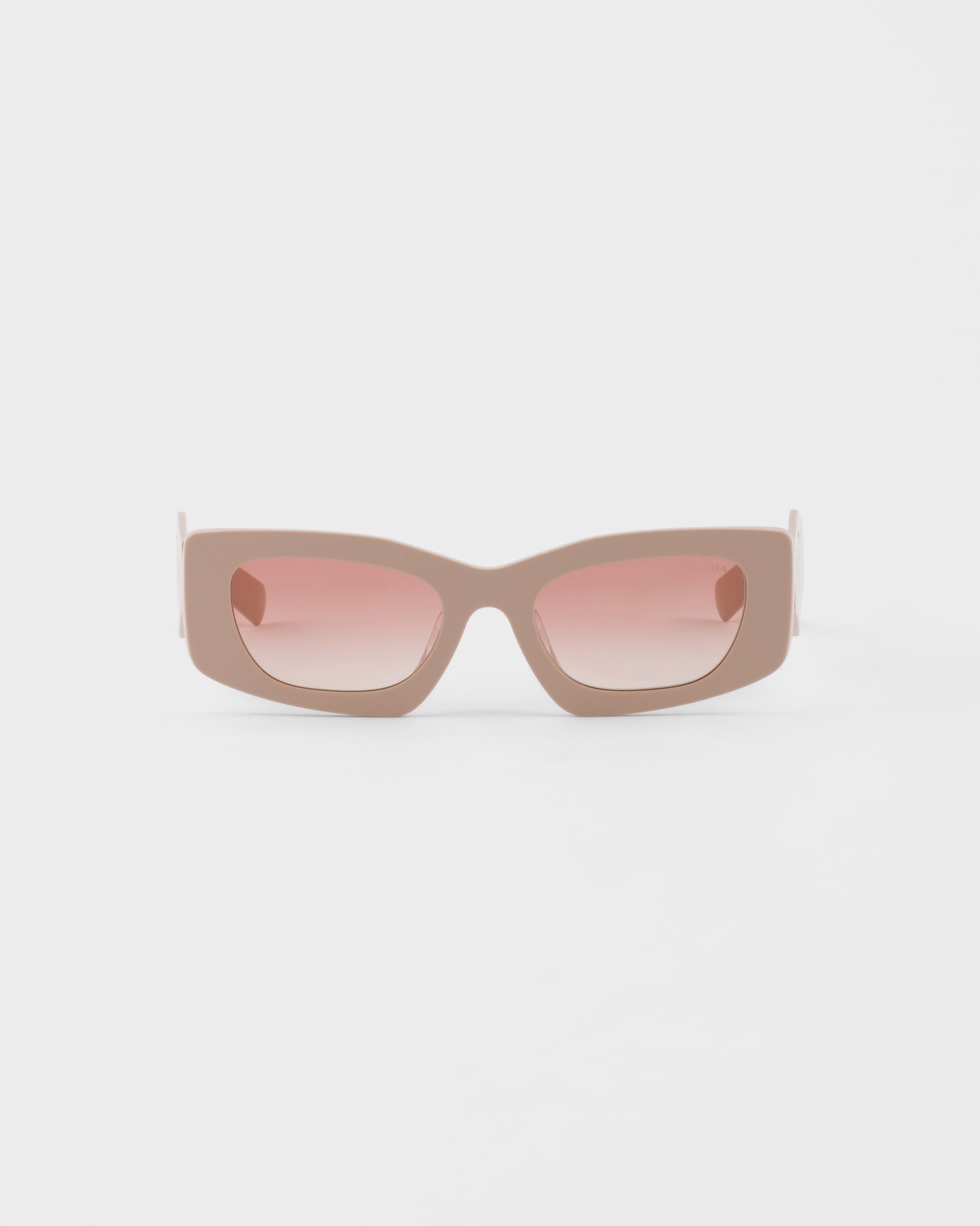 Lentes con degradado rosa empolvado