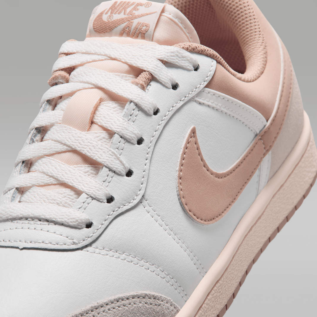 Summit White/Sail/Legend Medium Brown