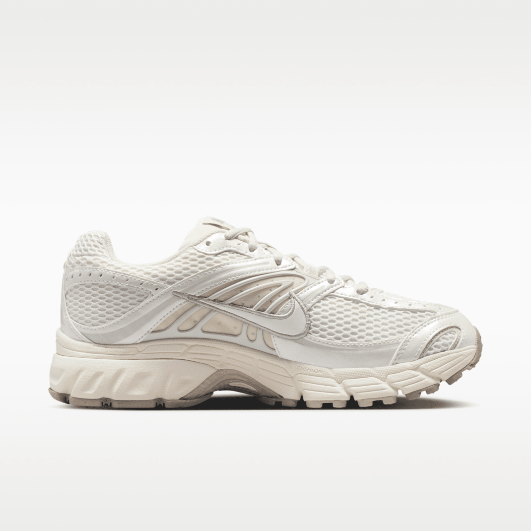 Phantom/Light Bone/Sail/Metallic Summit White
