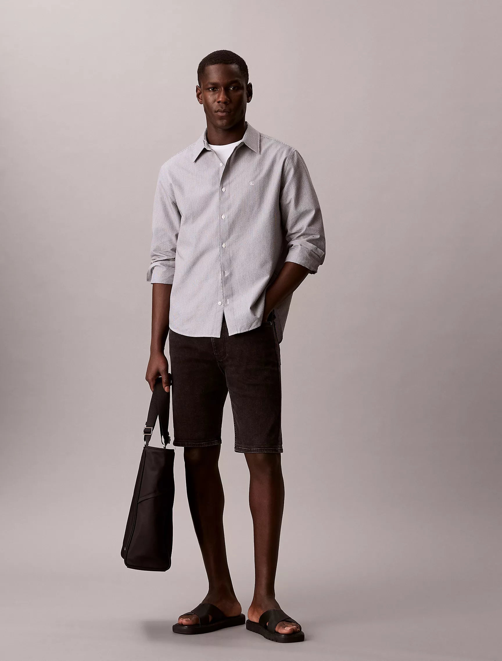 Ck Essential Black