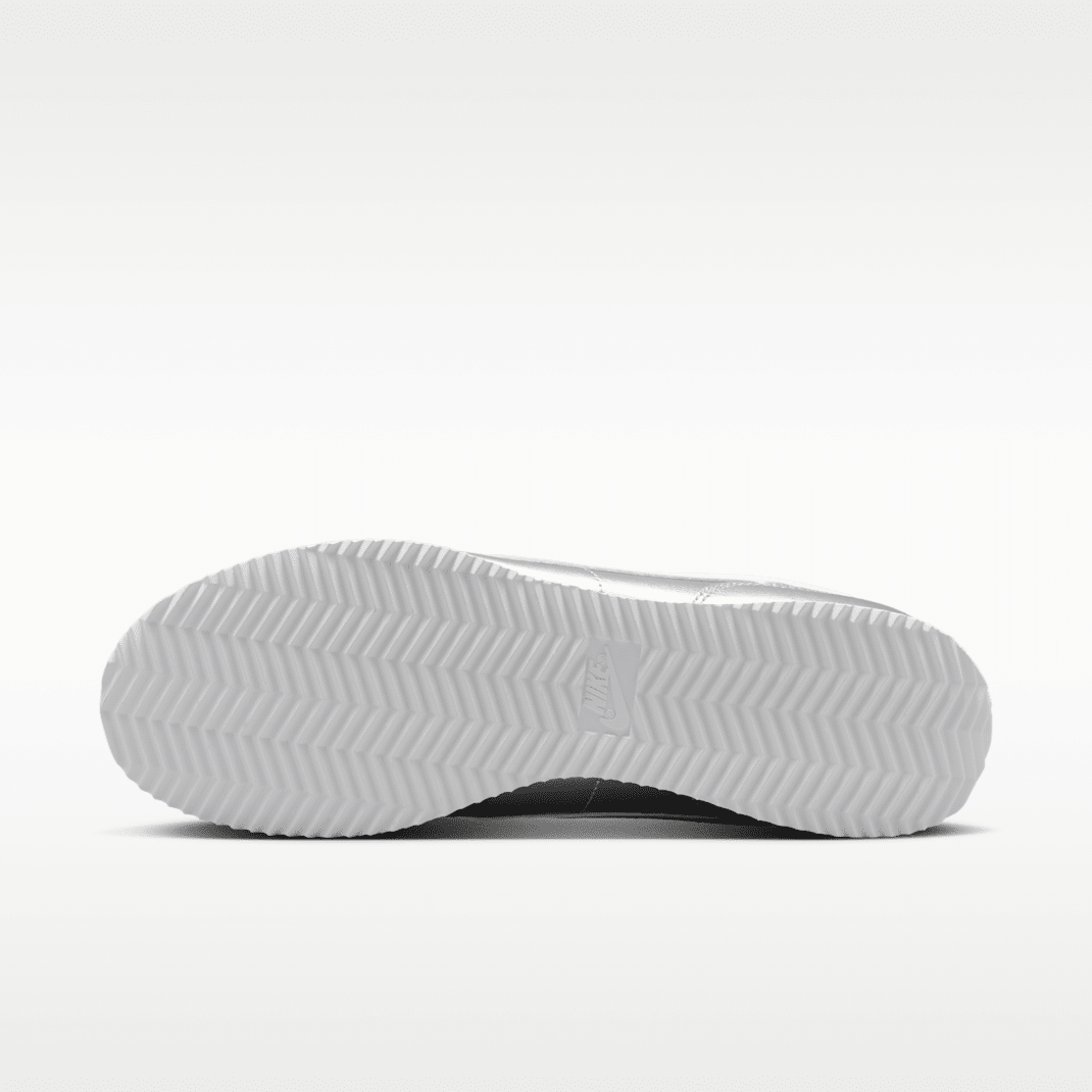 Metallic Silver/Grey Fog/White