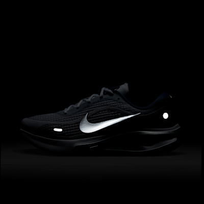 White/Black/Ashen Slate/Metallic Silver
