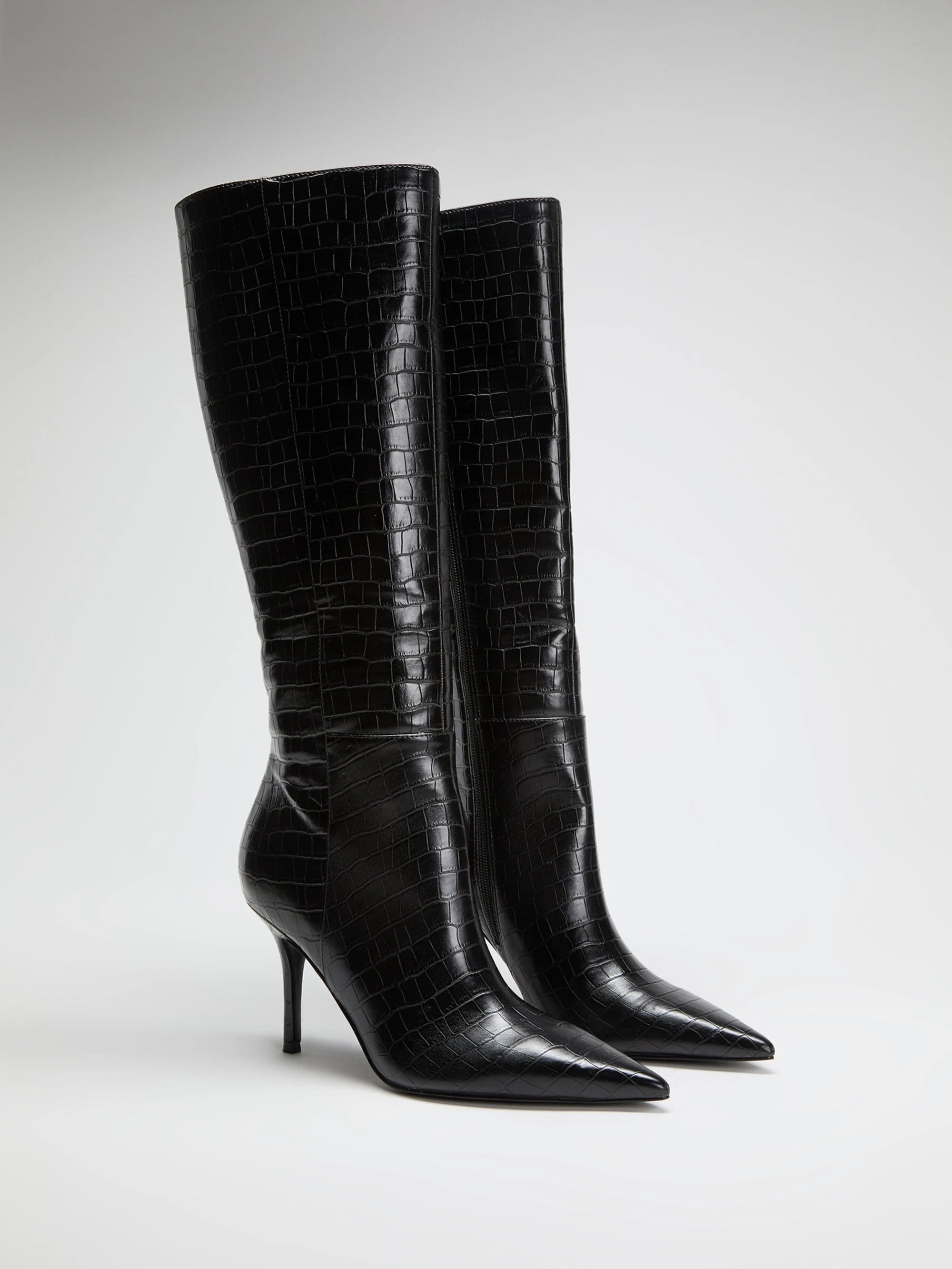 Black 002