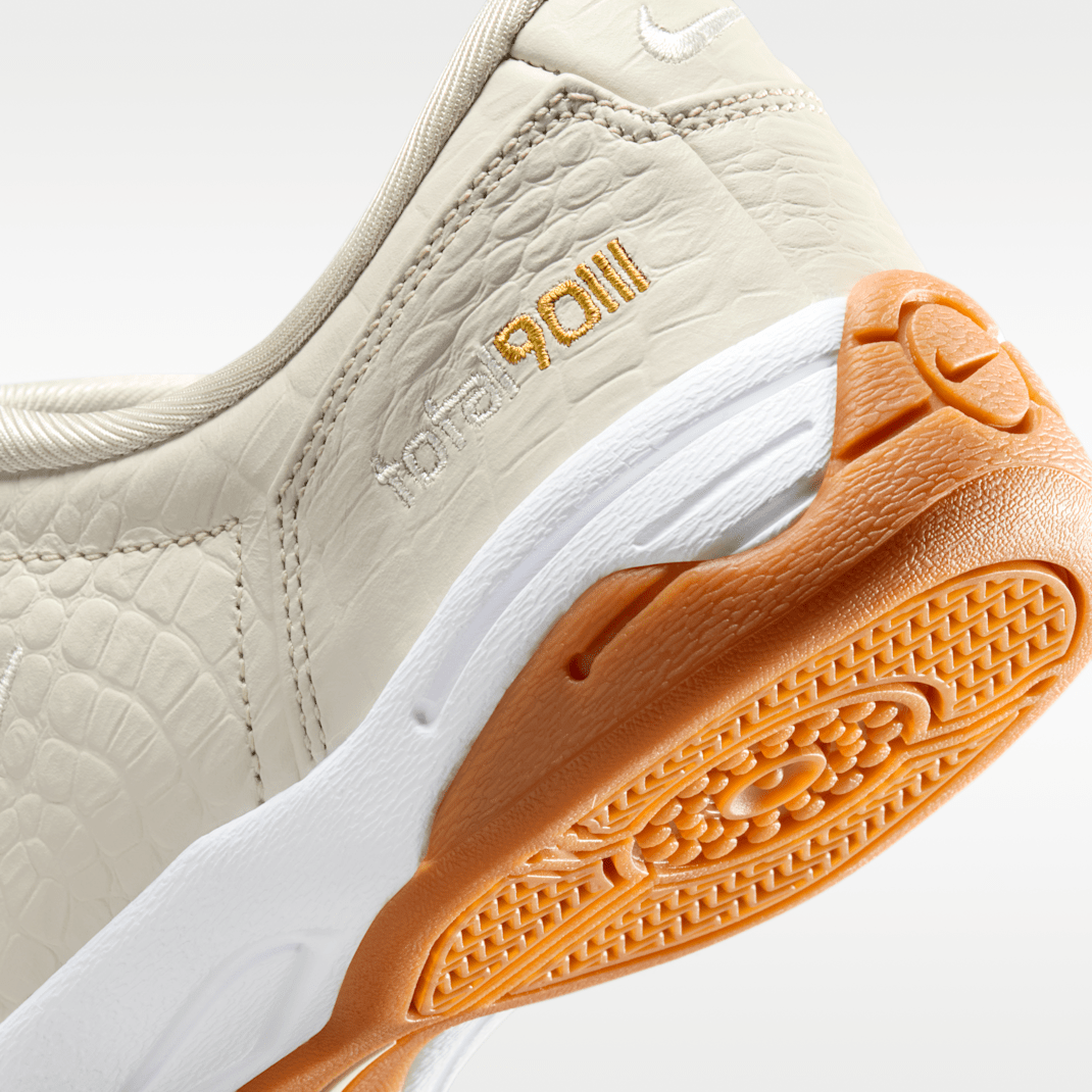 Light Bone/White/Gum Medium Brown/Sail