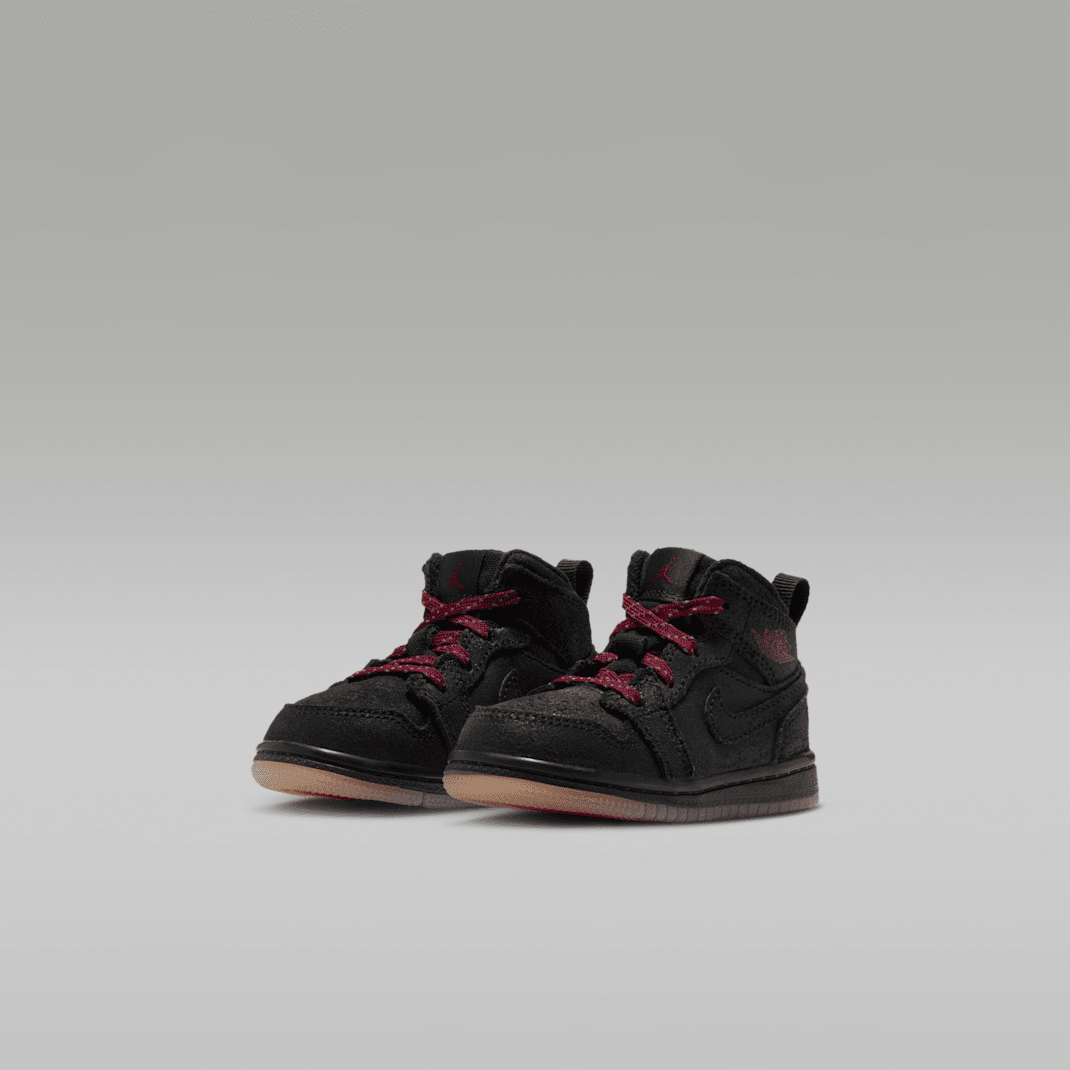 Black/Gum Medium Brown/Team Red