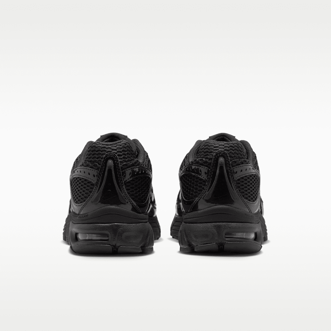 Black/Iron Grey/Metallic Silver/Black
