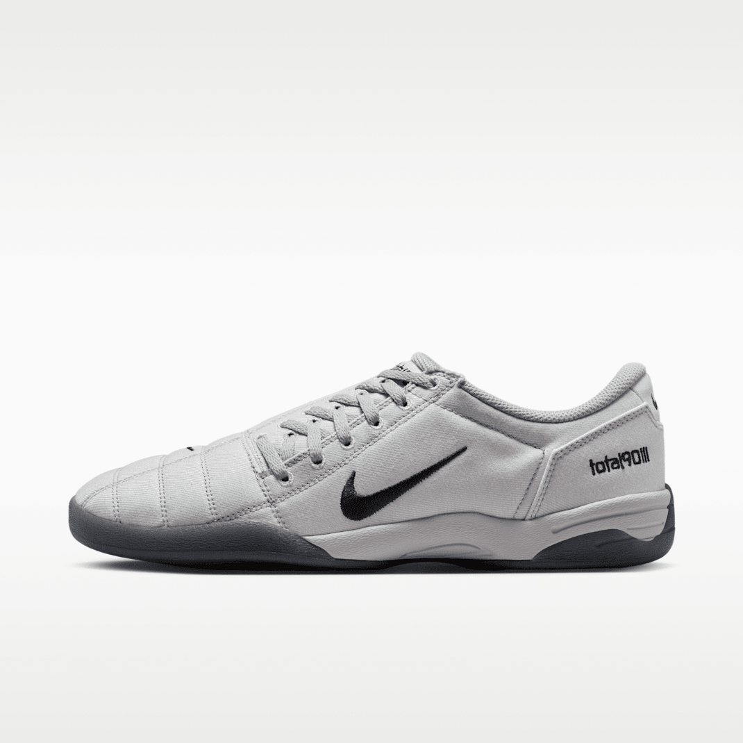 Light Smoke Grey/University Red/Photon Dust/Black