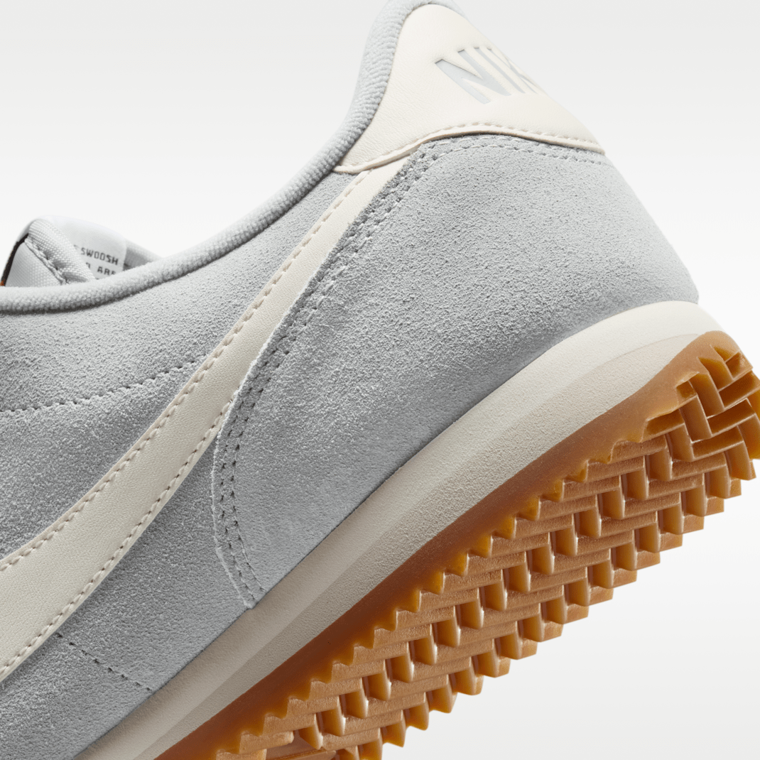 Light Smoke Grey/Sail/Gum Light Brown/Light Orewood Brown