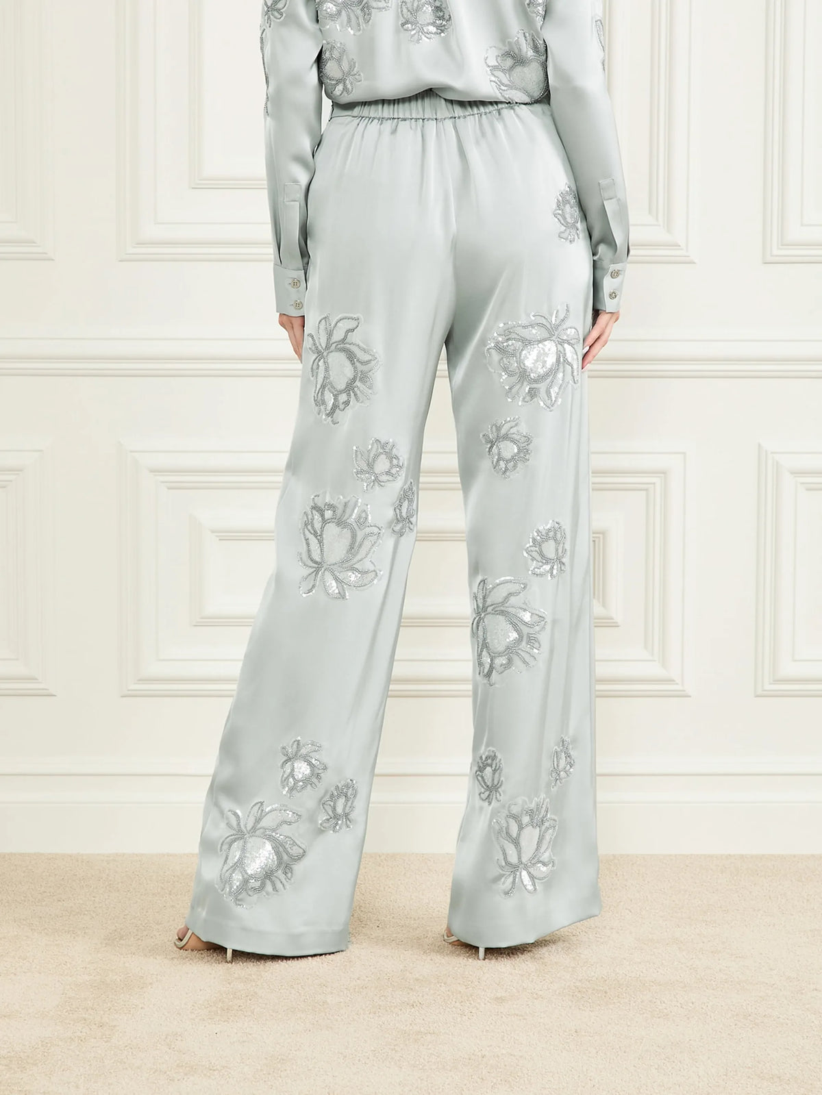Complex Grey