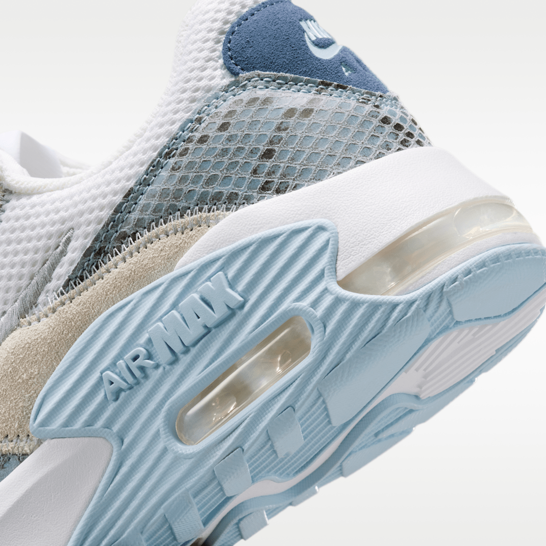 White/Hydrogen Blue/Mystic Navy/Wolf Grey