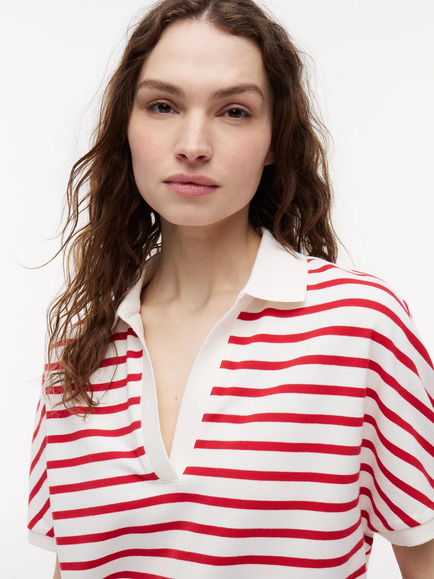 Ivory Silk / Red Stripe