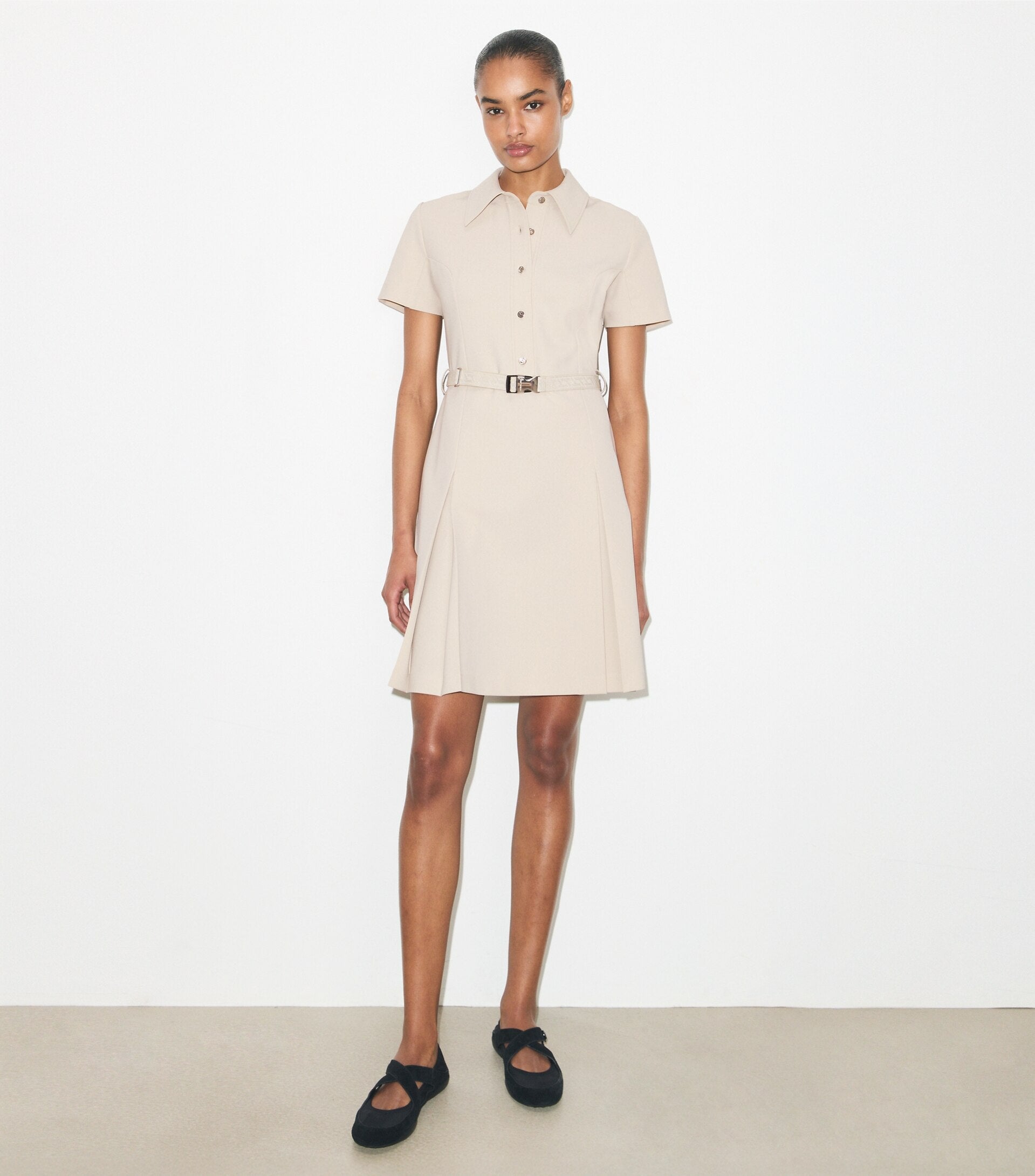 beige