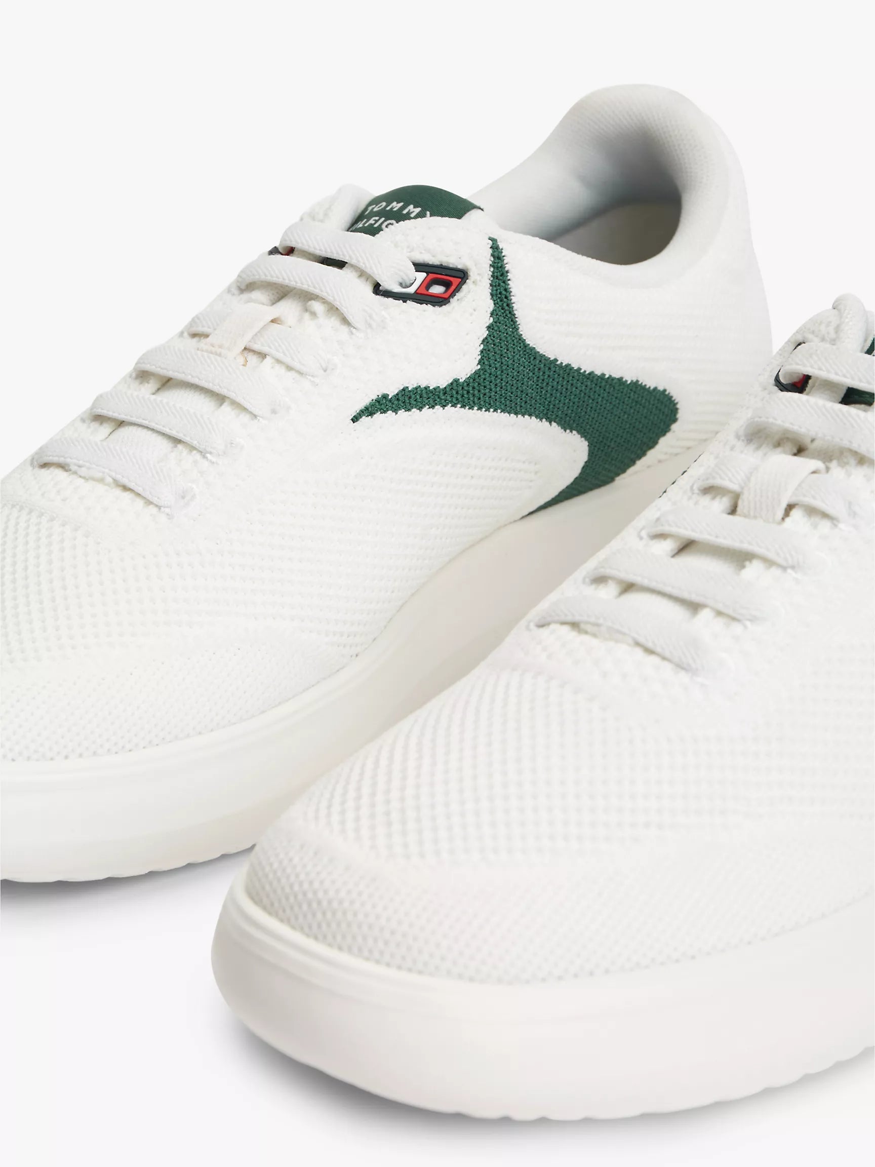 Ecru/Street Green