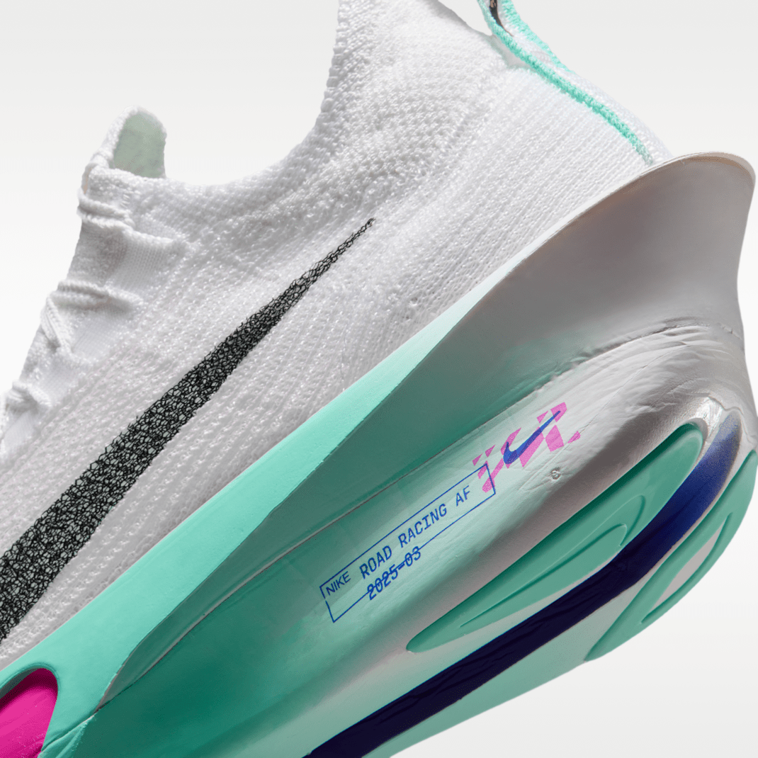 White/Hyper Turquoise/Concord/Black