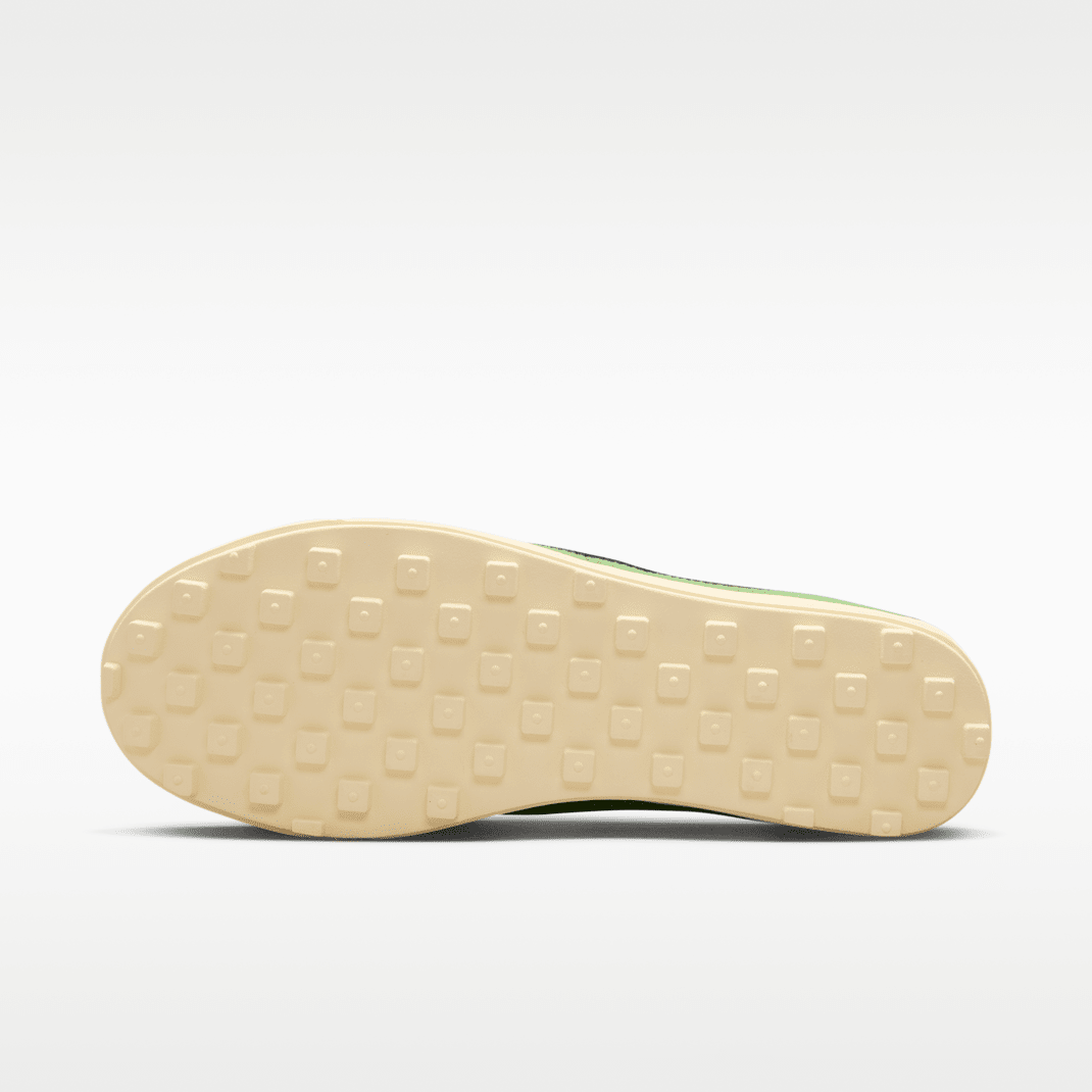 Chlorophyll/Muslin/Black
