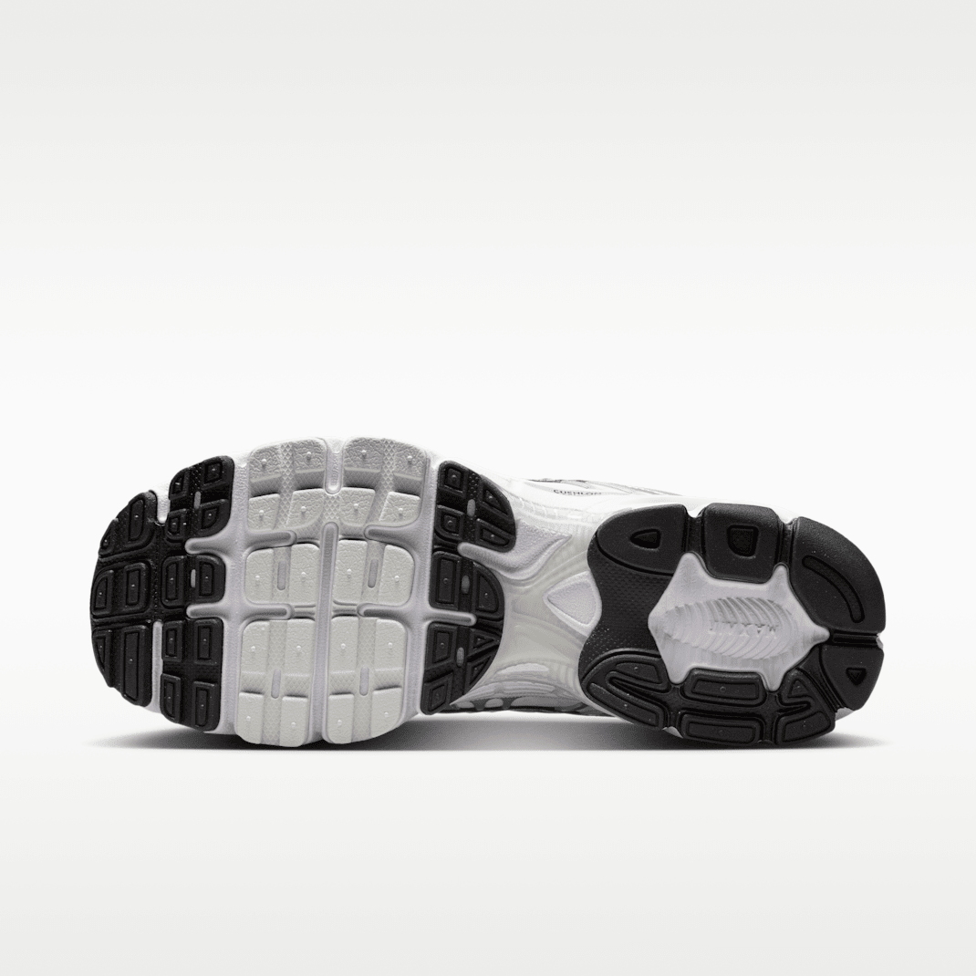 White/Metallic Silver/Black/Photon Dust