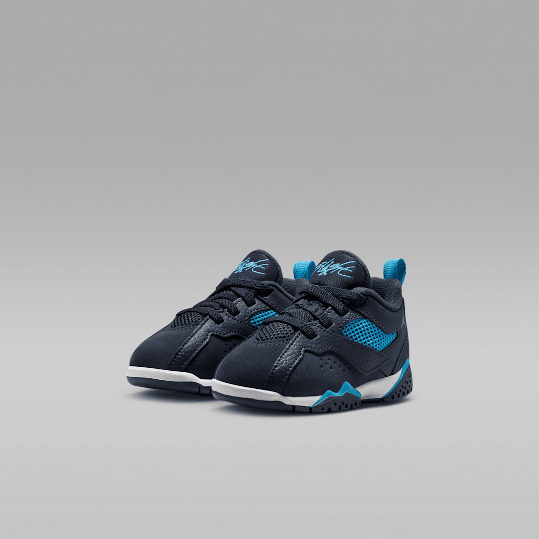 Obsidian/White/Dark Powder Blue
