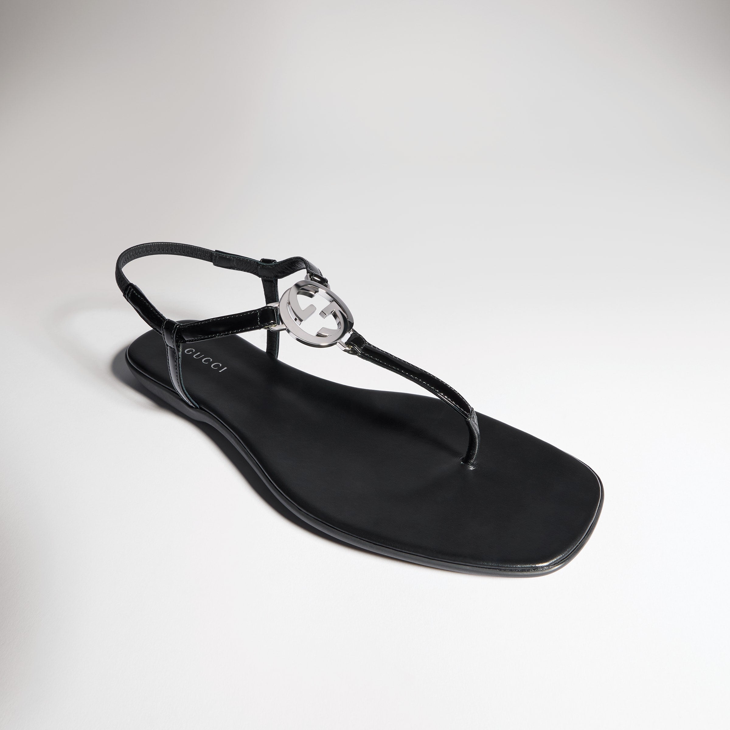 piel de charol negra