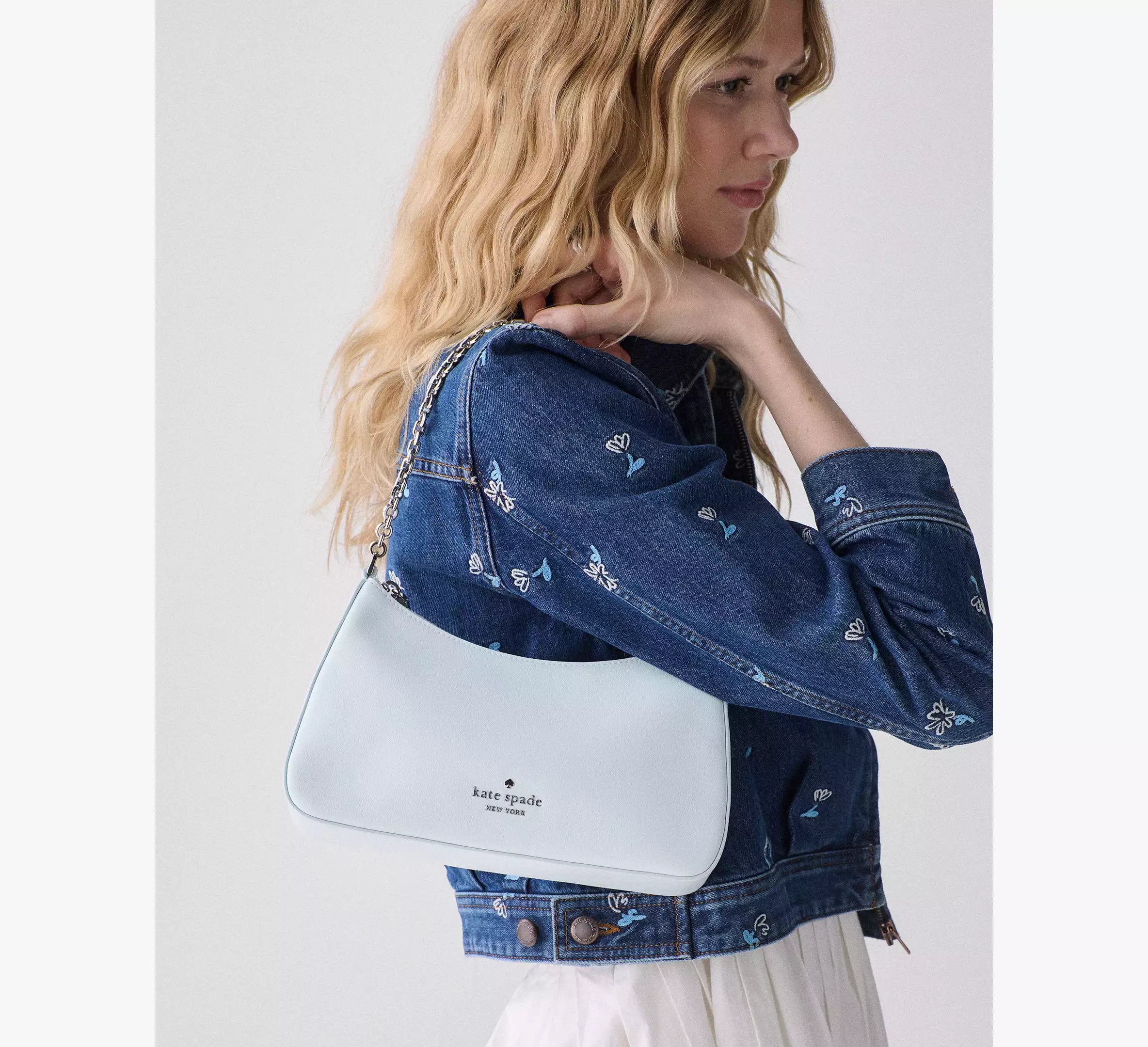 Pale Sapphirine