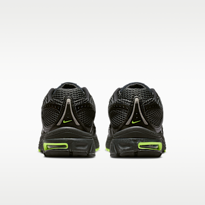 Black/Volt/Dark Smoke Grey/Metallic Pewter