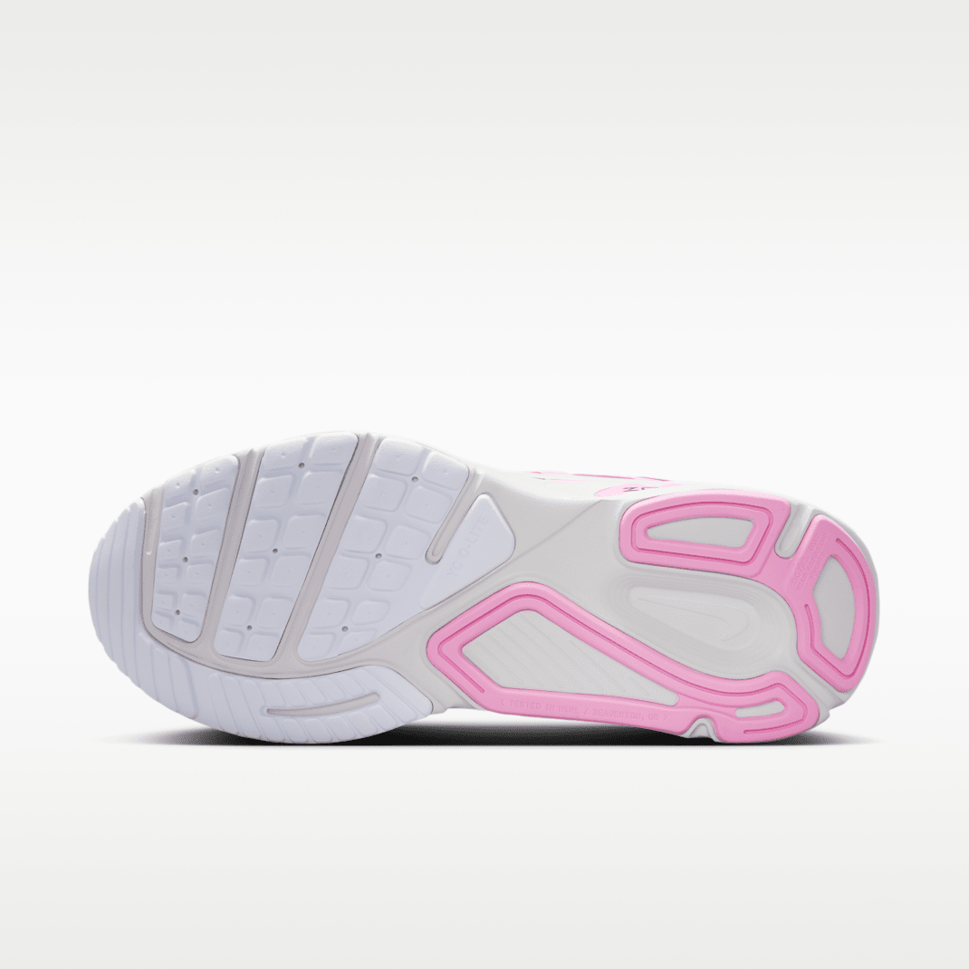 Pink Smoke/Pink Rise/Light Magenta/White