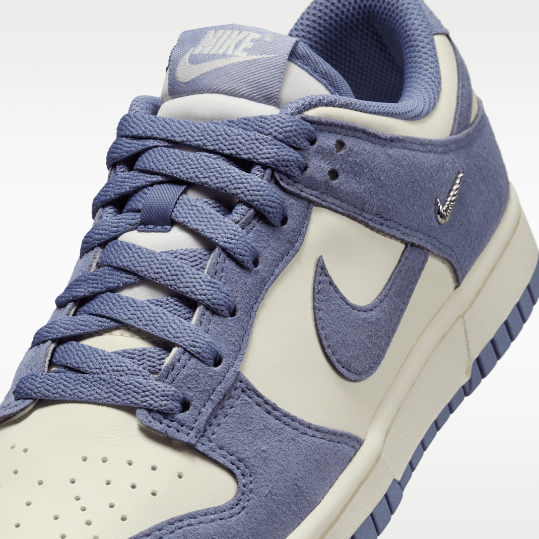 Sail/Metallic Silver/World Indigo
