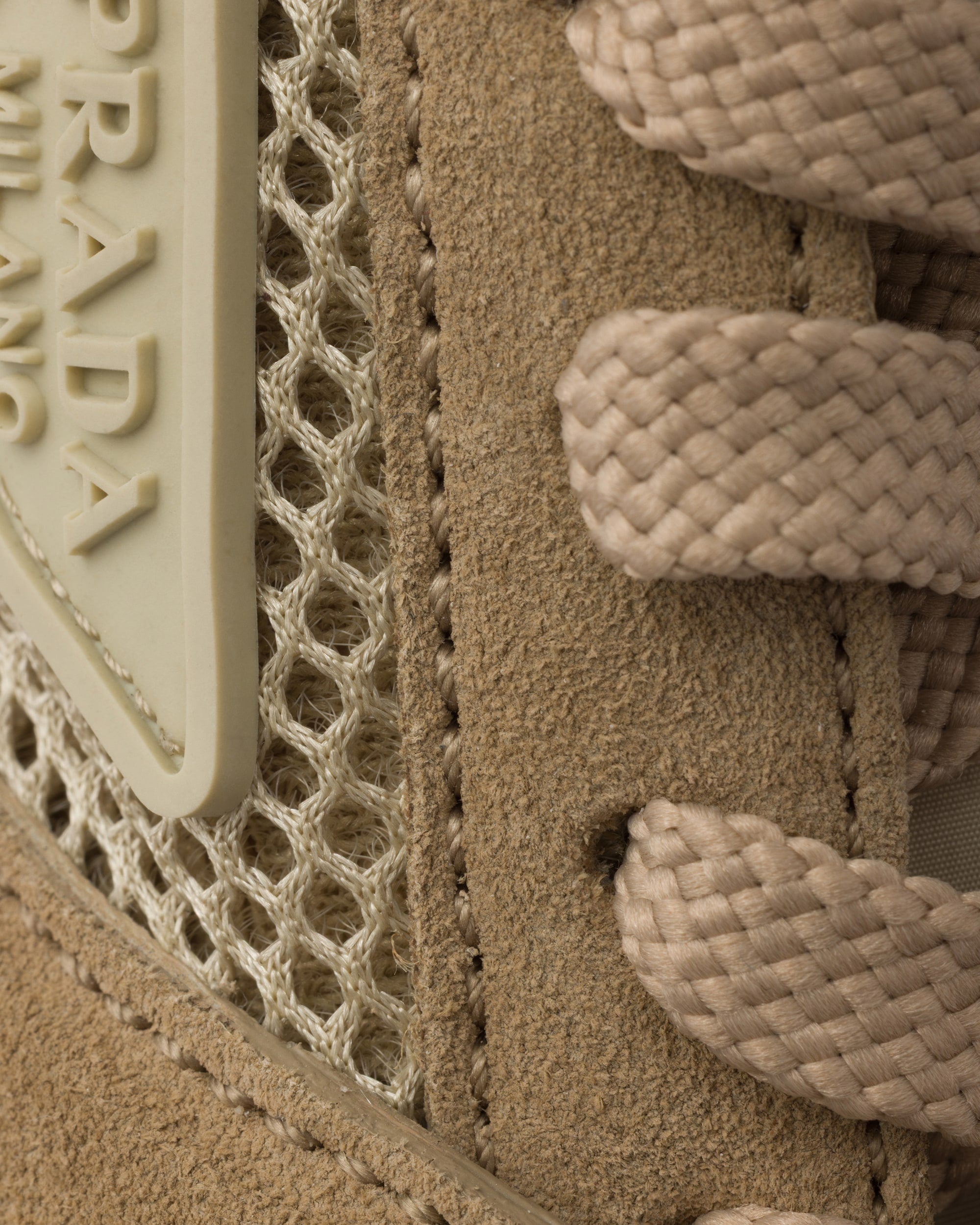 Beige Desierto