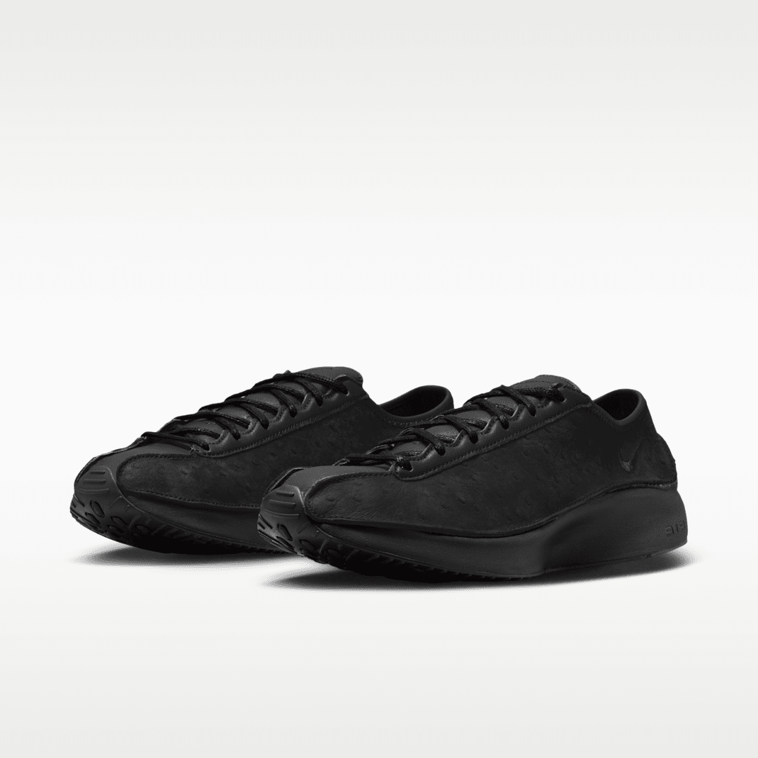 Black/Black/Black