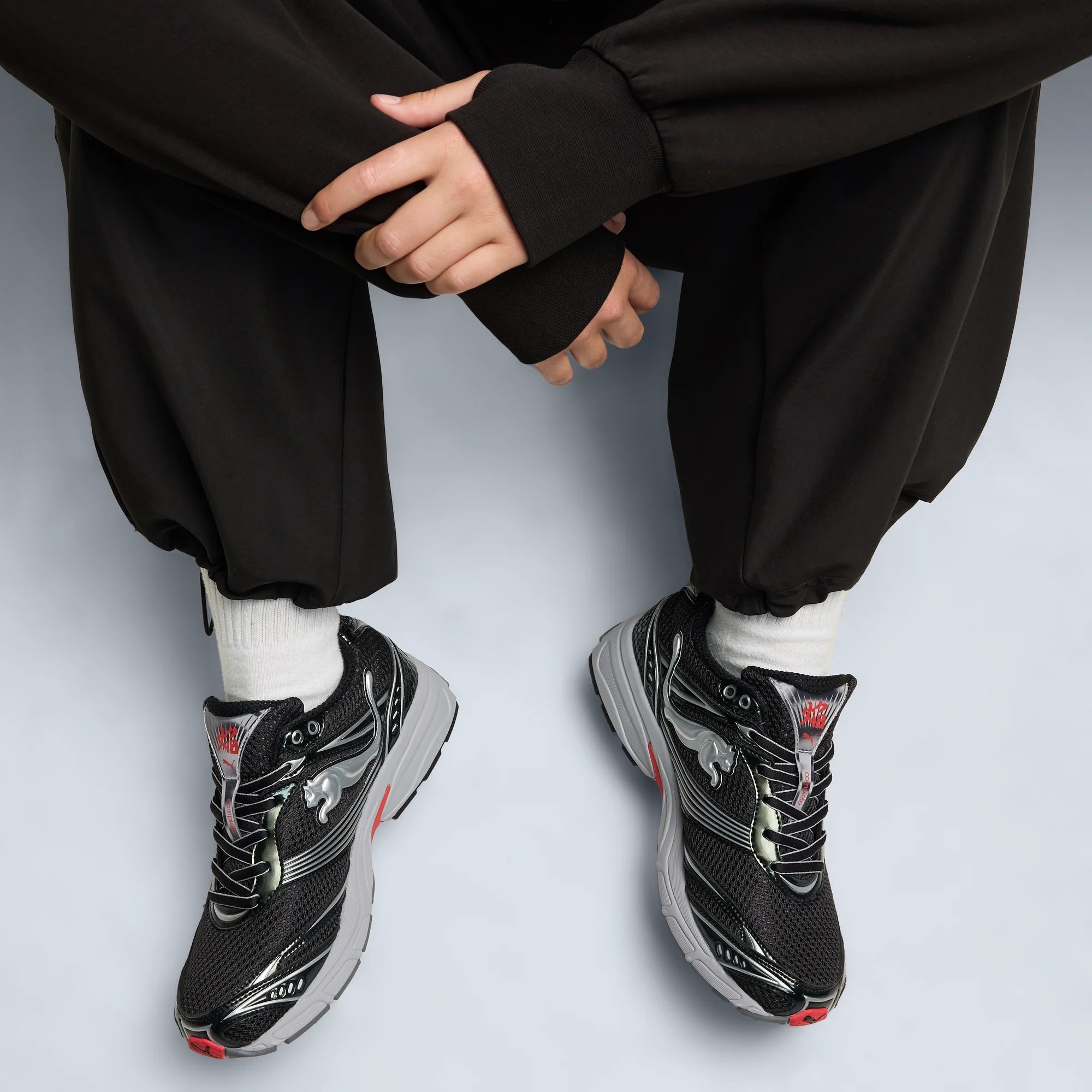 PUMA Black-Flat Medium Gray