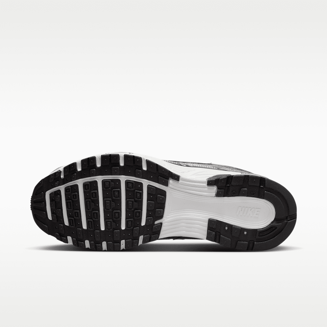 Metallic Silver/Sail/Black/Metallic Silver