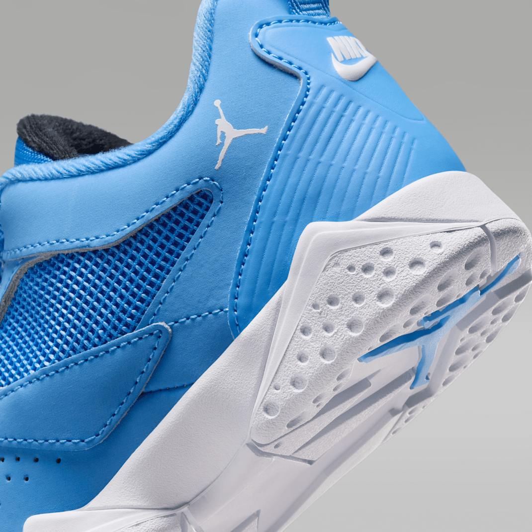 University Blue/Black/White 2
