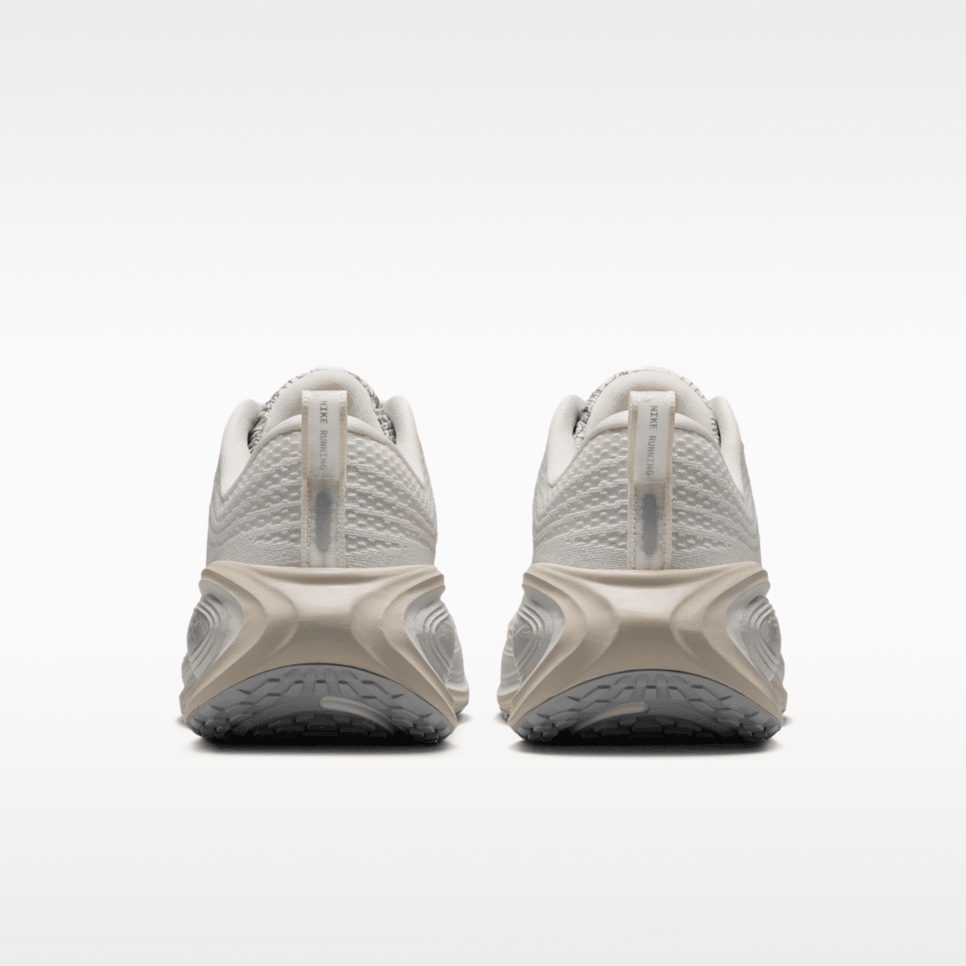 Phantom/Grey Fog/Light Smoke Grey/Summit White