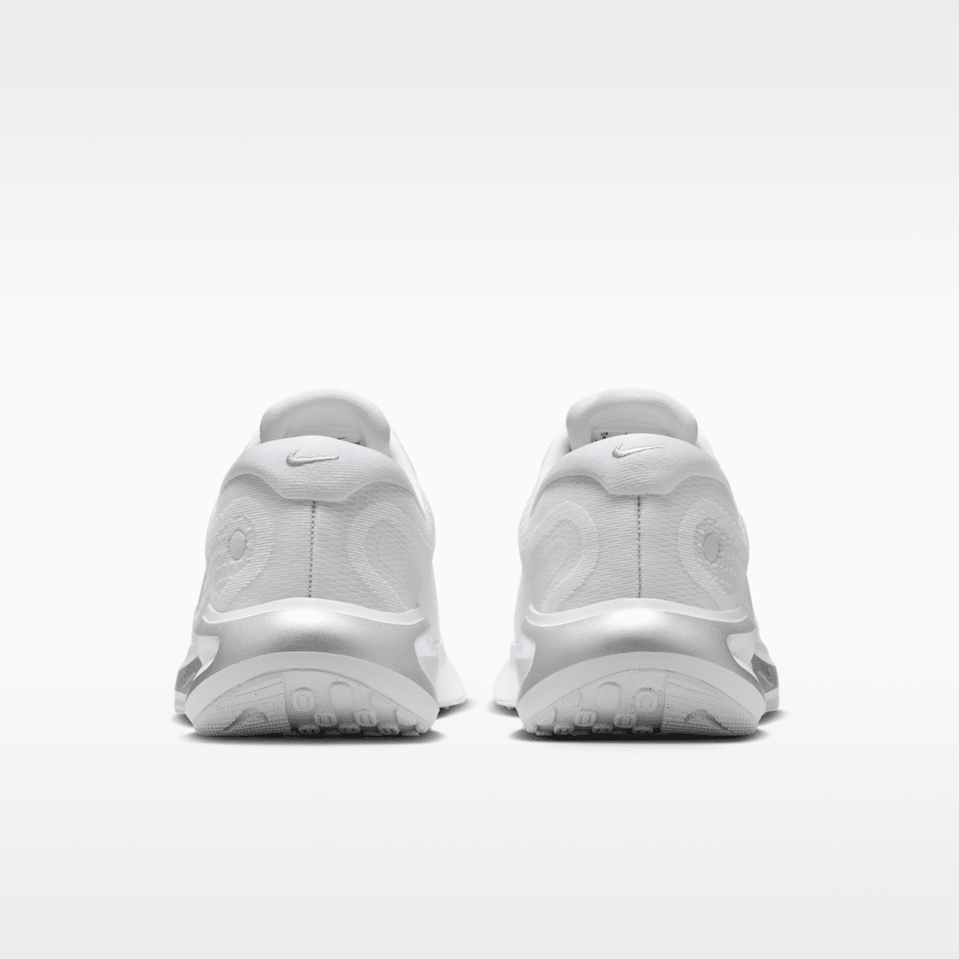 White/Pure Platinum/Metallic Silver/White