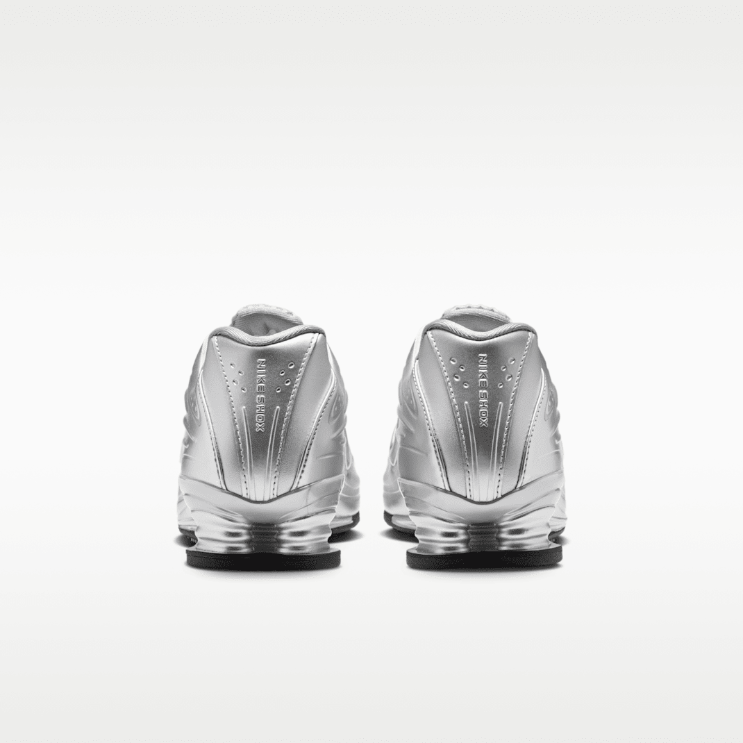 Silver/Black/Metallic Silver