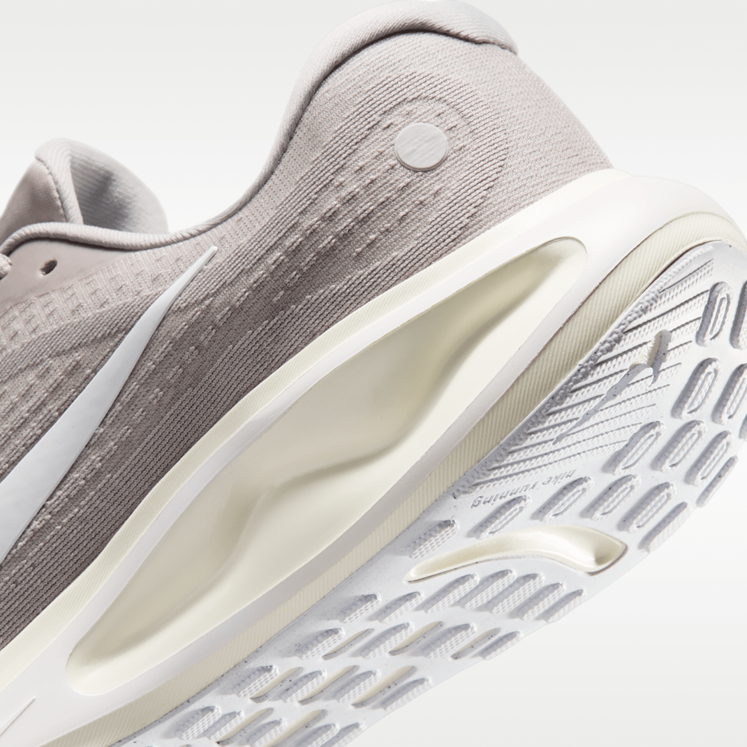 College Grey/Sail/Photon Dust/White